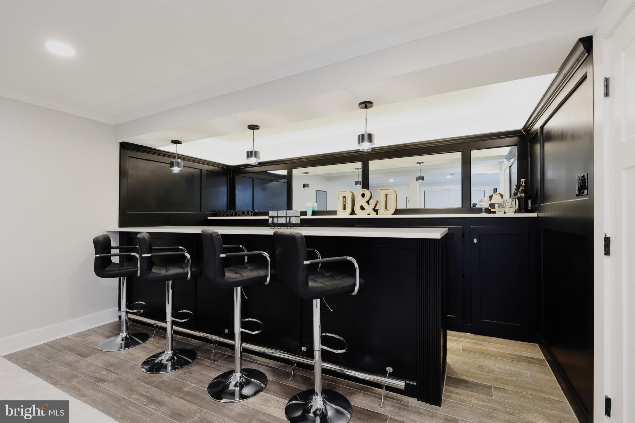 HALLOWING POINT RIVER ESTATES - Residential