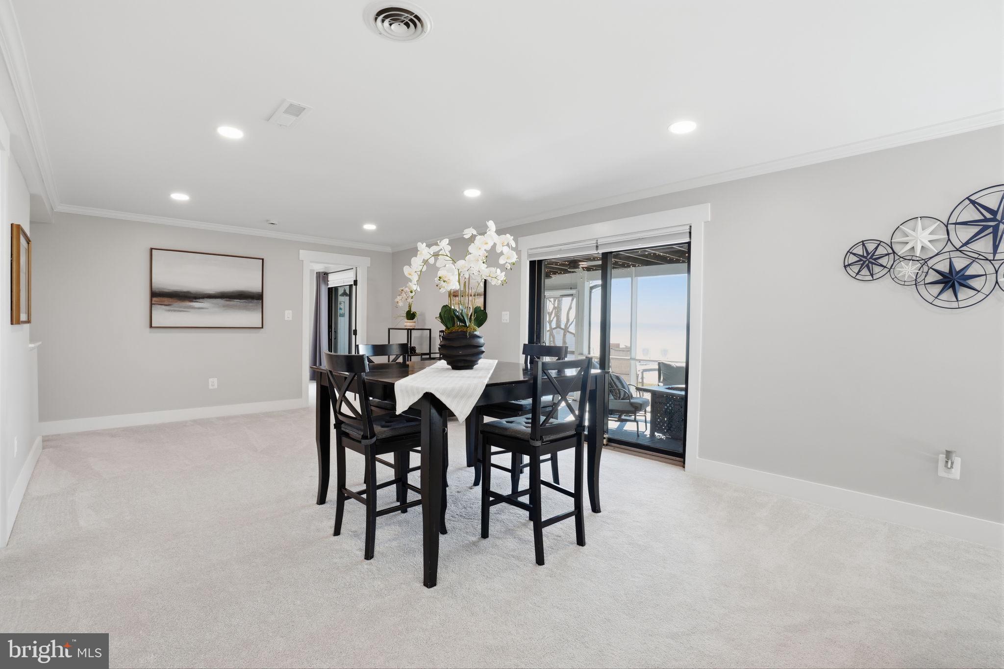 HALLOWING POINT RIVER ESTATES - Residential