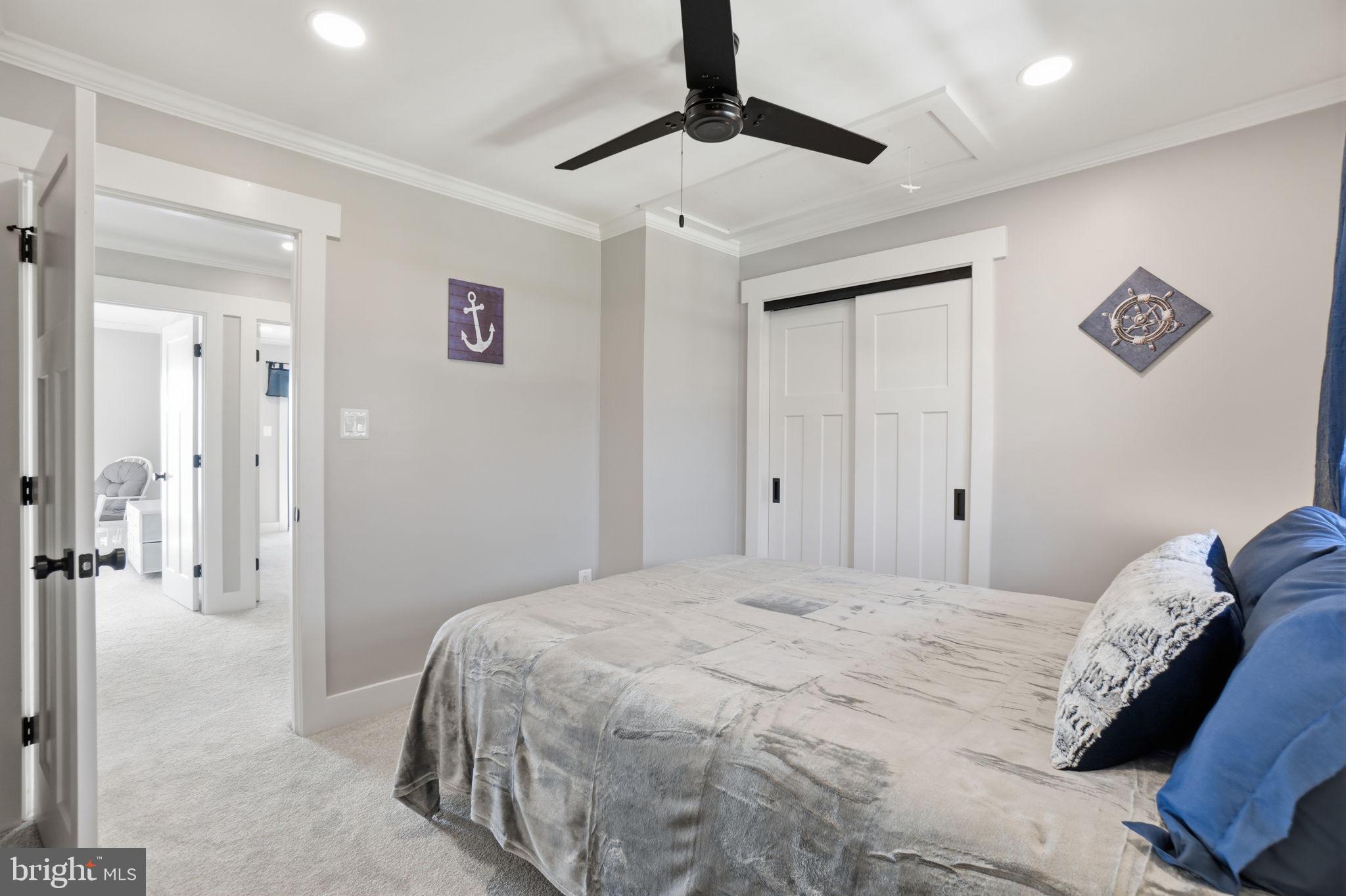 HALLOWING POINT RIVER ESTATES - Residential