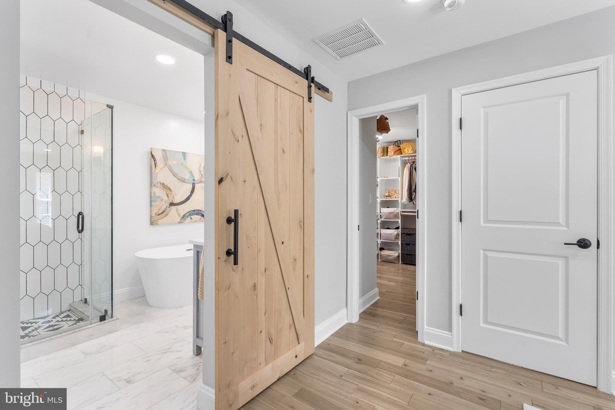 BARRISTERS PLACE - Residential