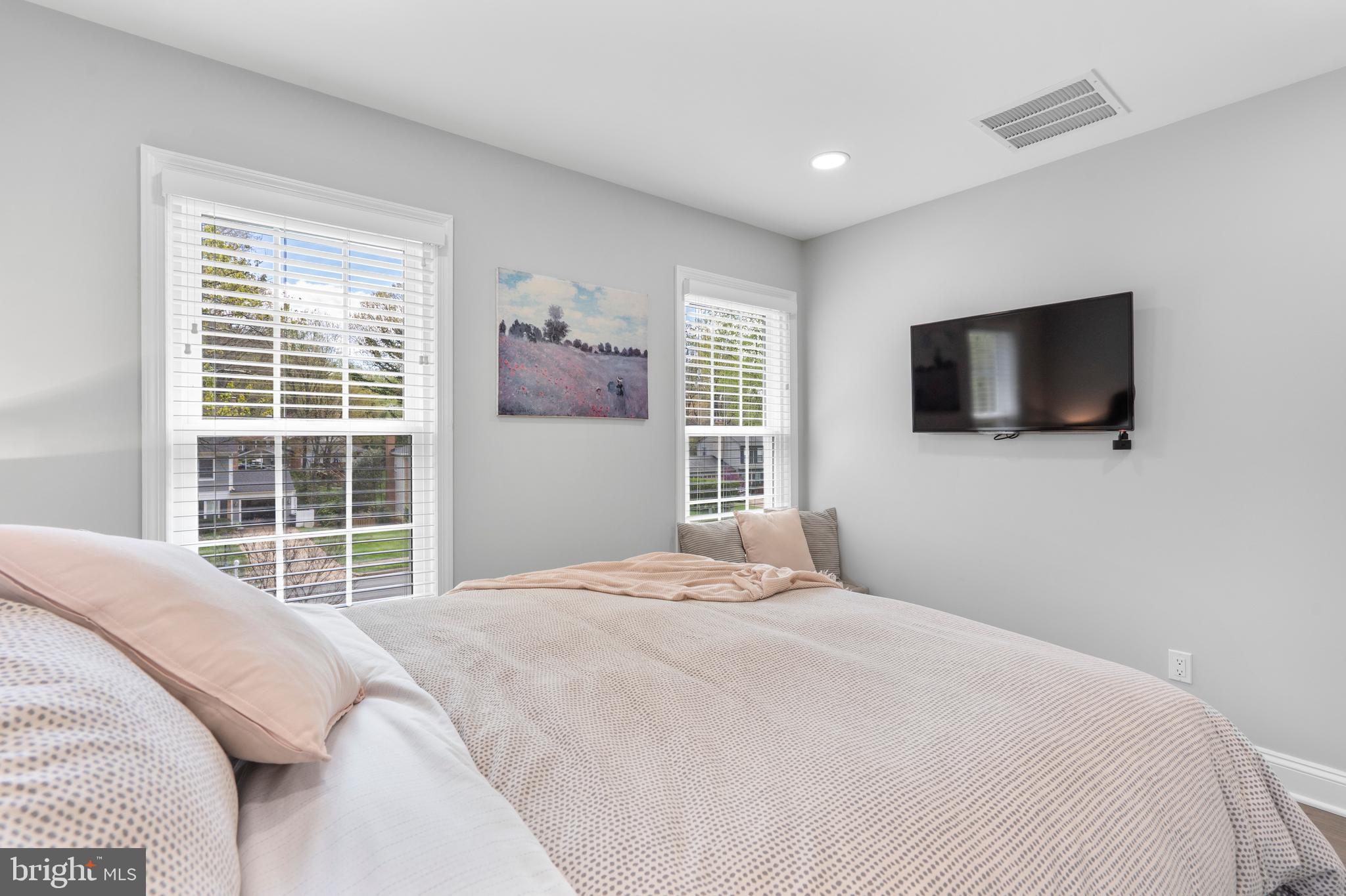 BARRISTERS PLACE - Residential