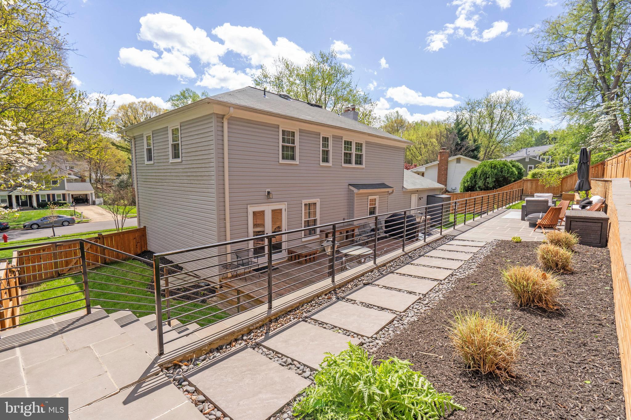 BARRISTERS PLACE - Residential