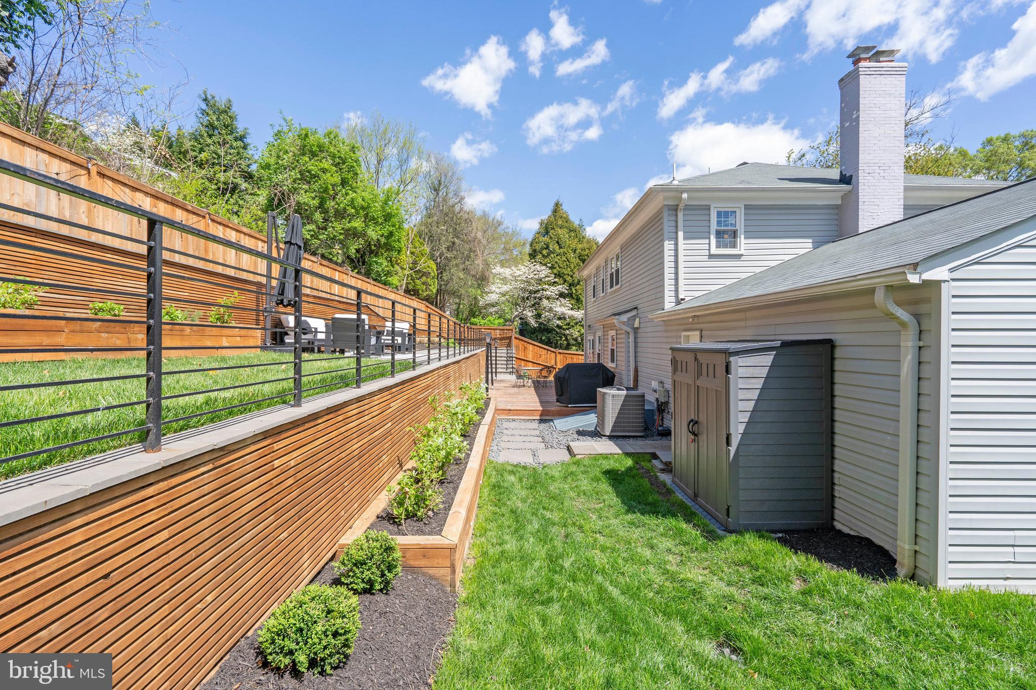 BARRISTERS PLACE - Residential