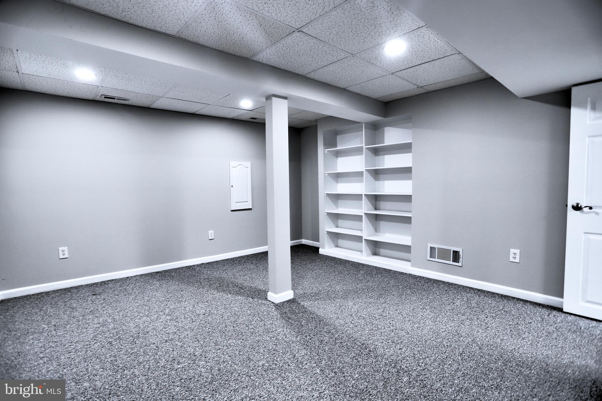 OLD MILL OVERLOOK - Residential