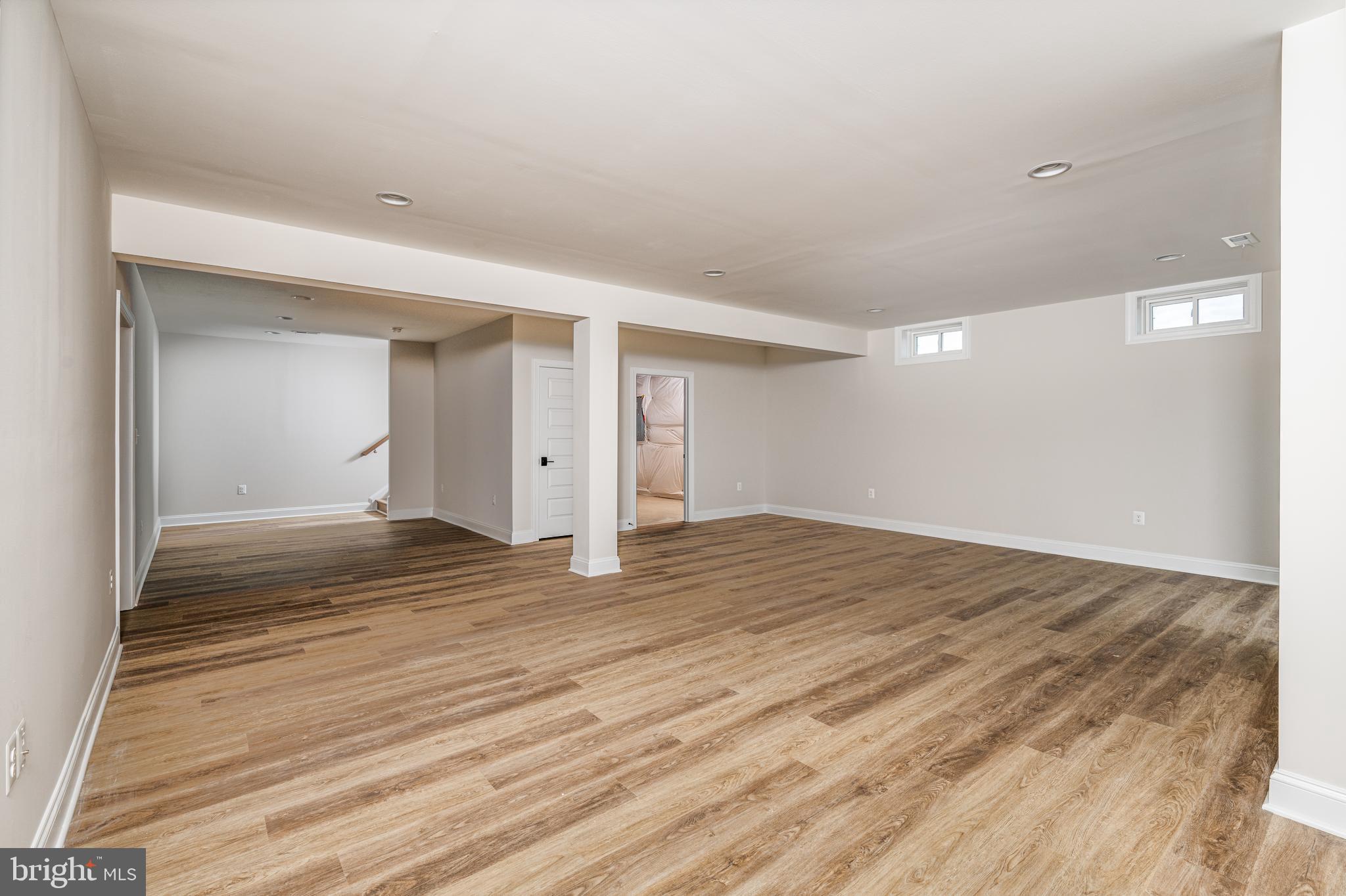 ROCK ISLAND LANDING - Residential