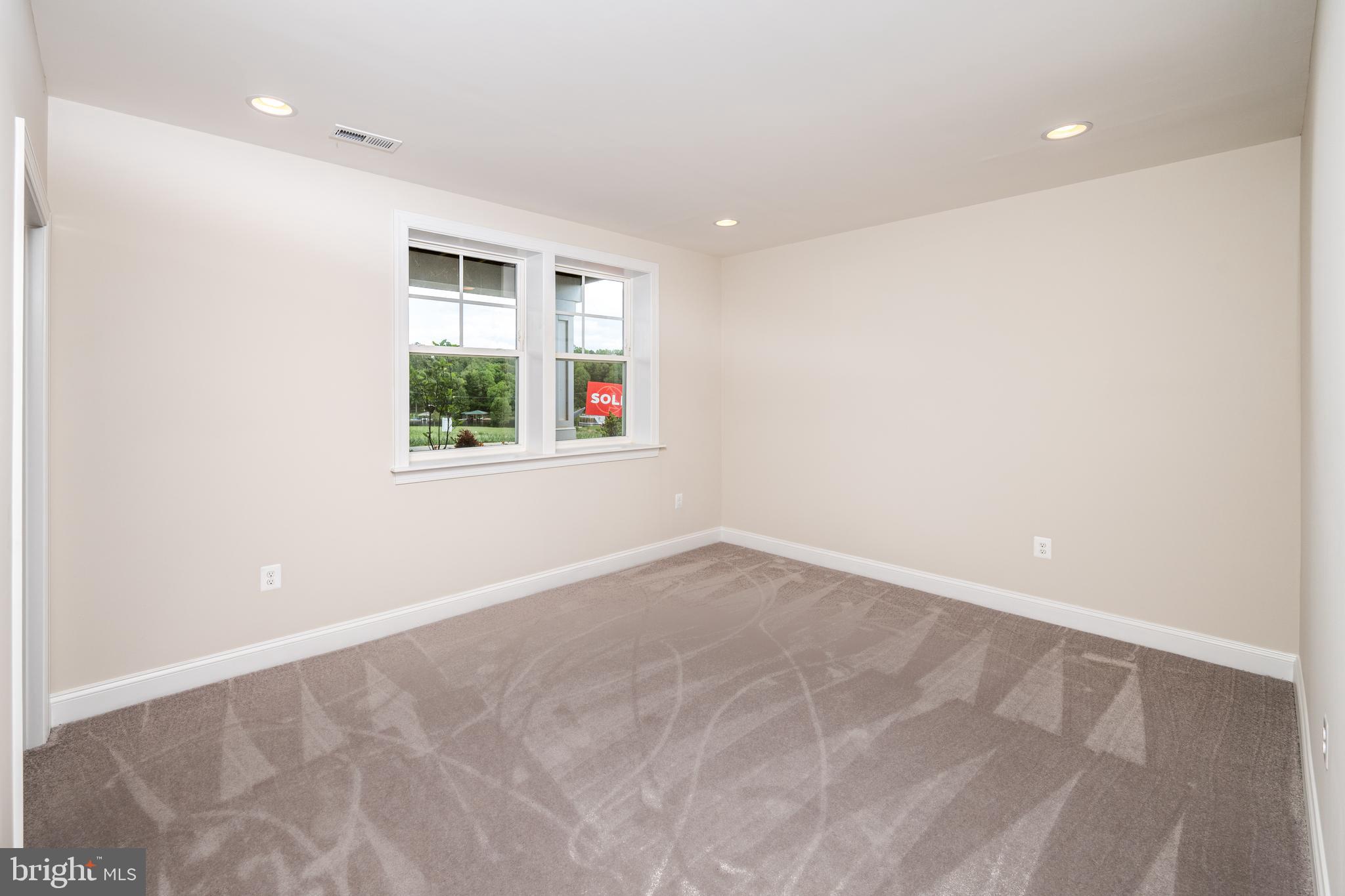 ROCK ISLAND LANDING - Residential