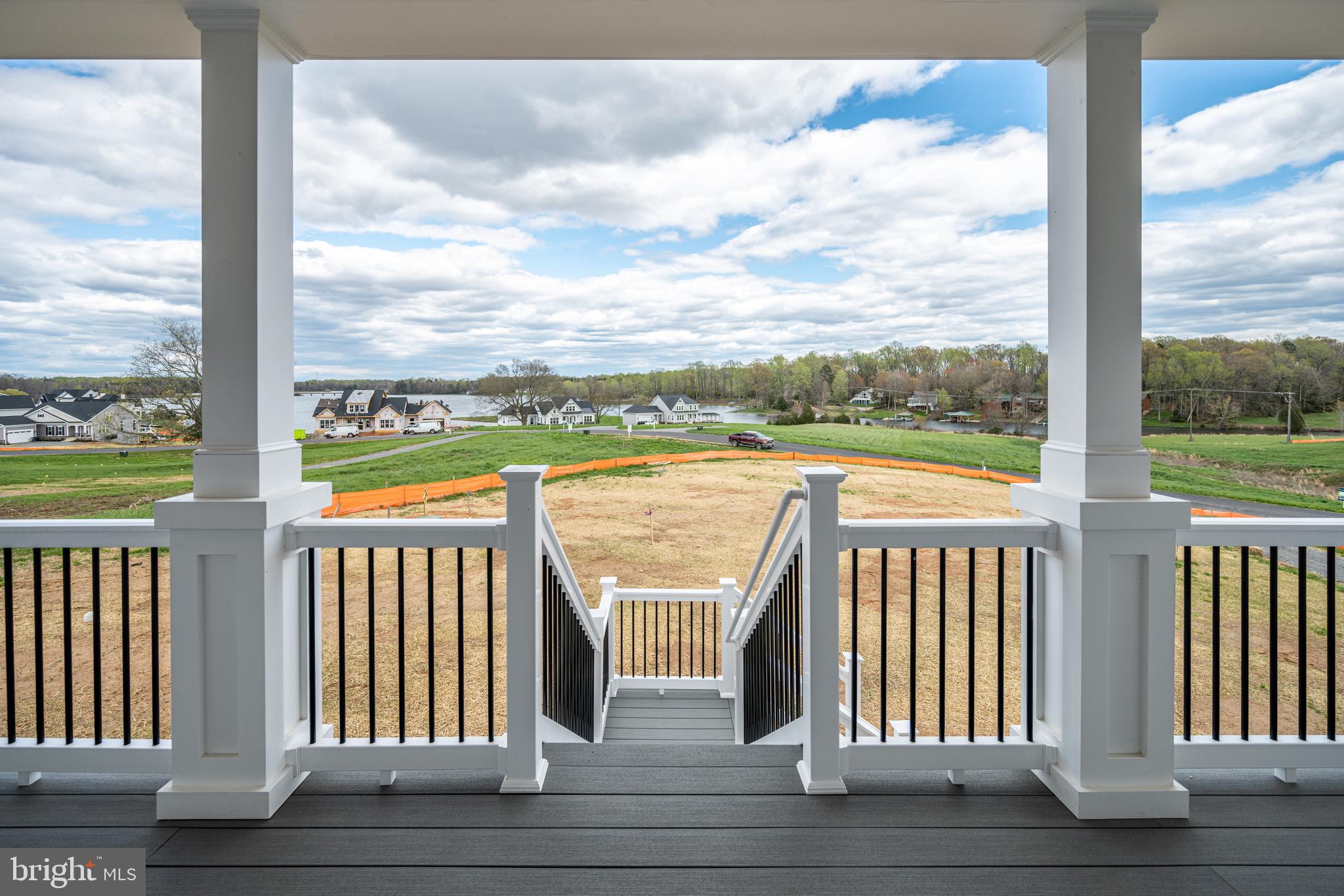 ROCK ISLAND LANDING - Residential