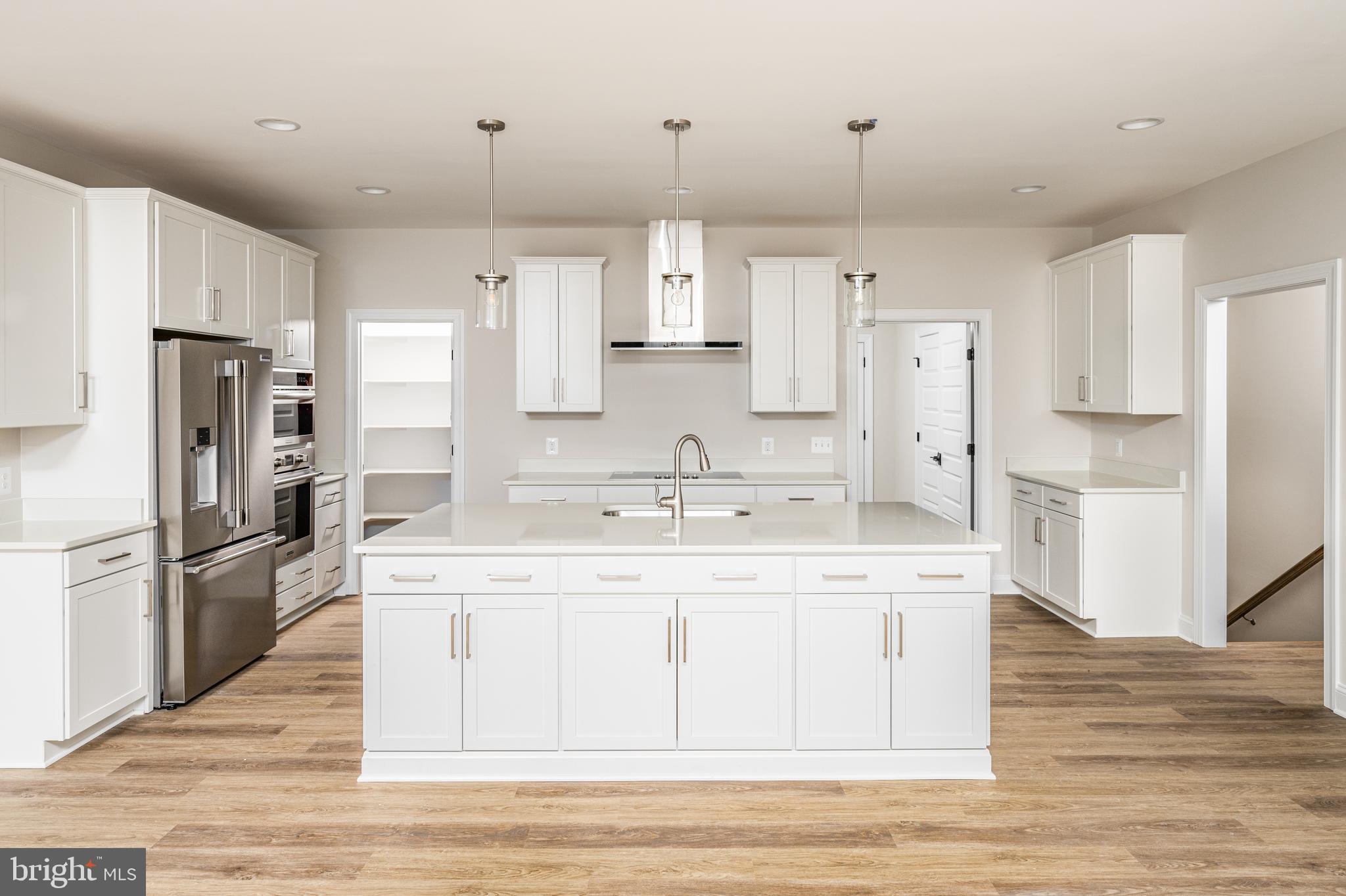 ROCK ISLAND LANDING - Residential