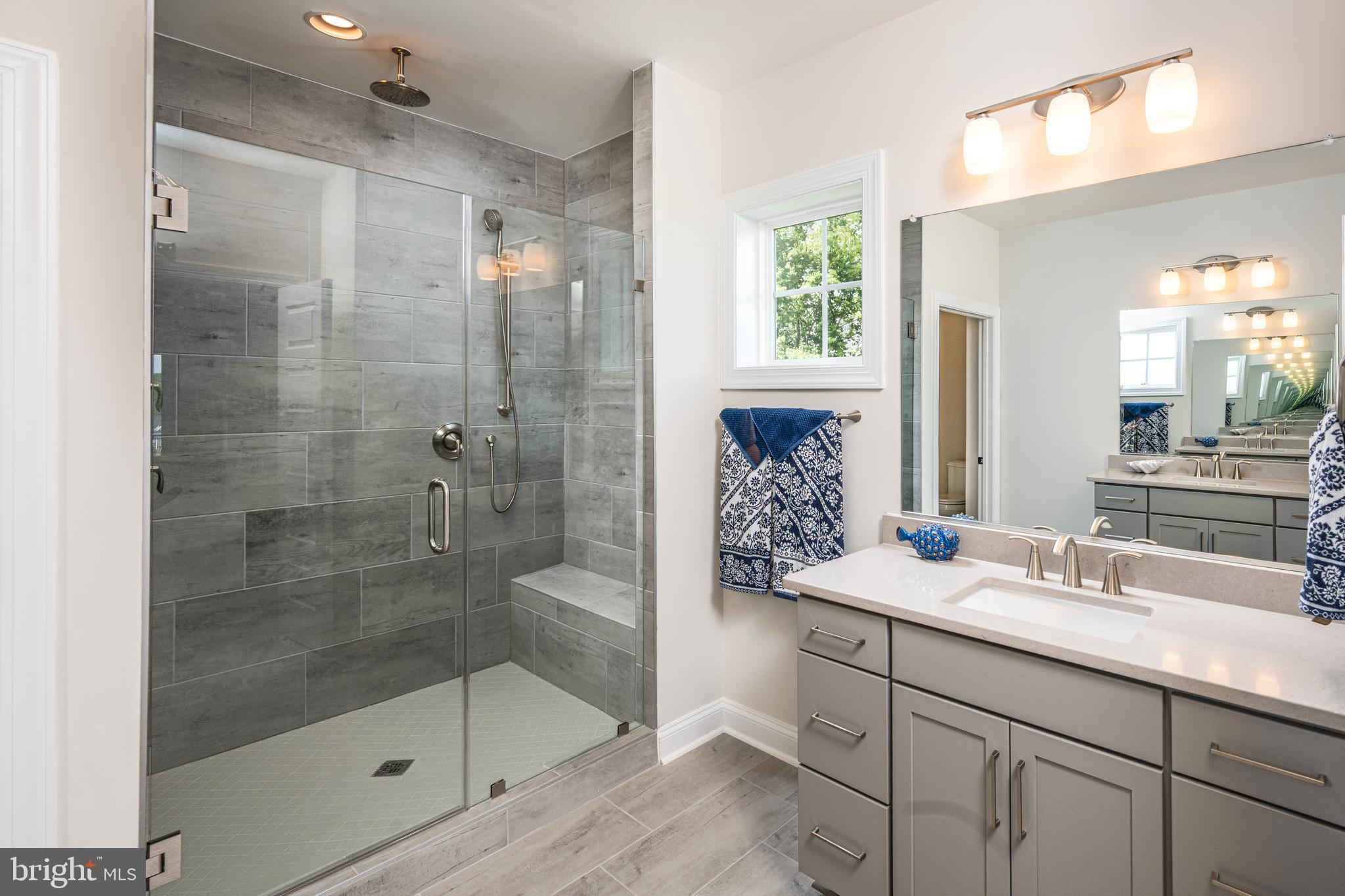 ROCK ISLAND LANDING - Residential