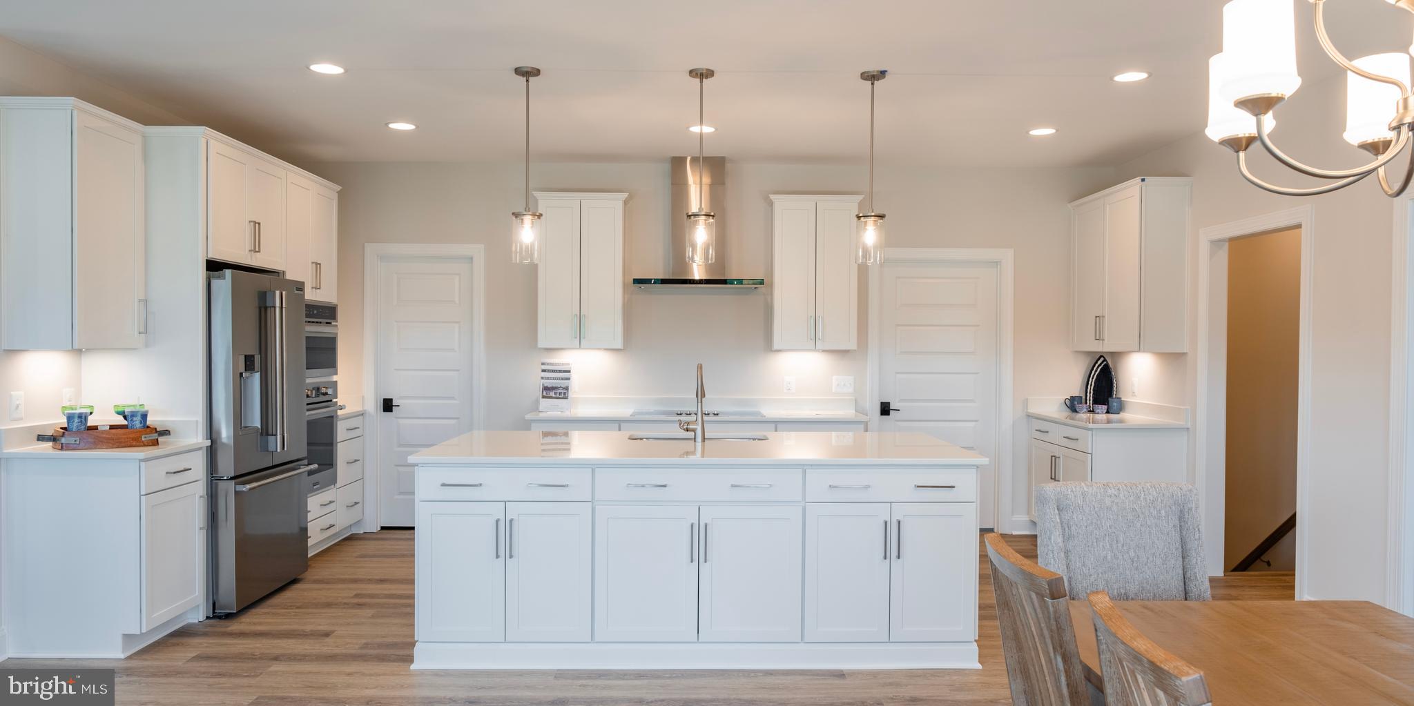 ROCK ISLAND LANDING - Residential