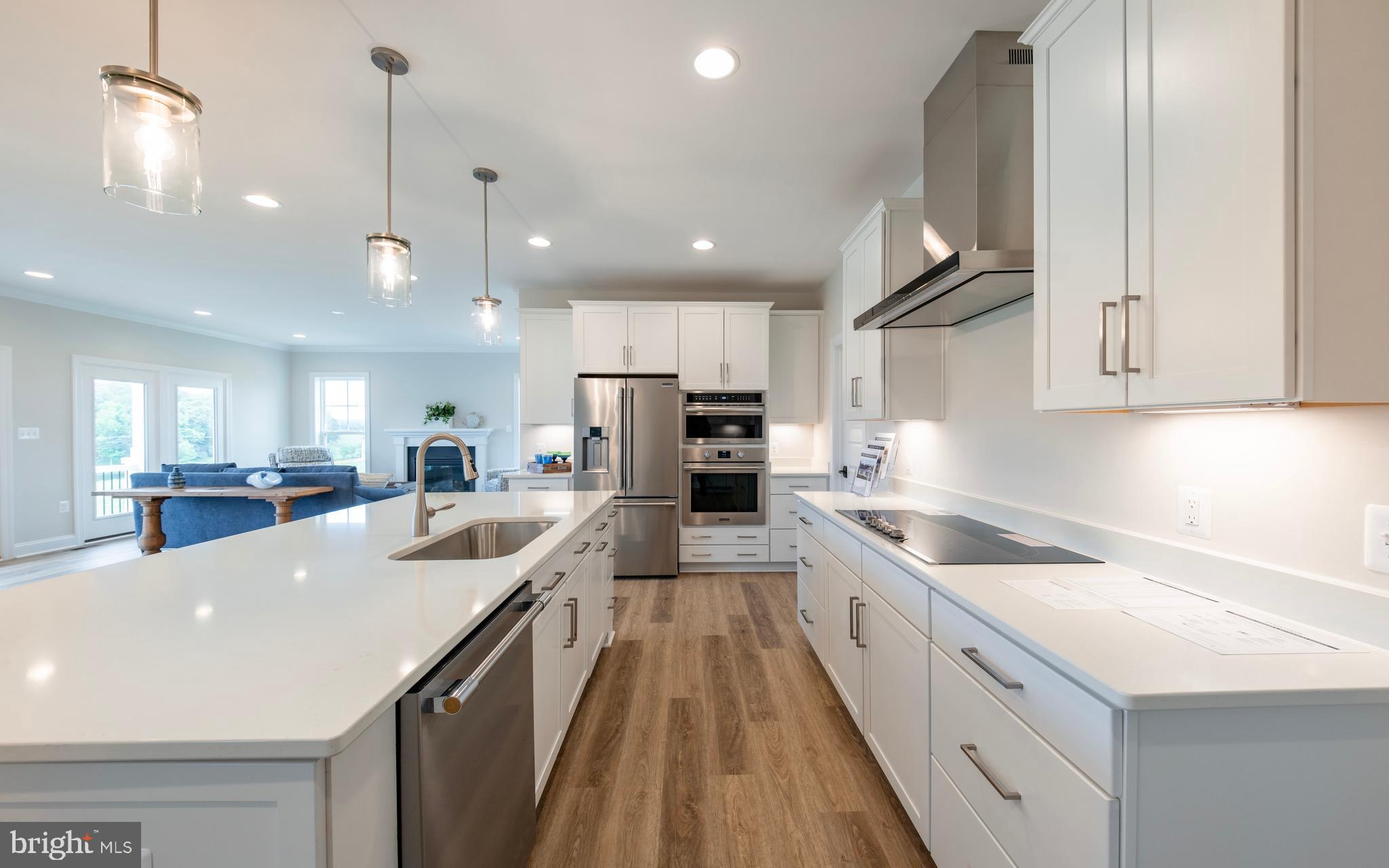 ROCK ISLAND LANDING - Residential