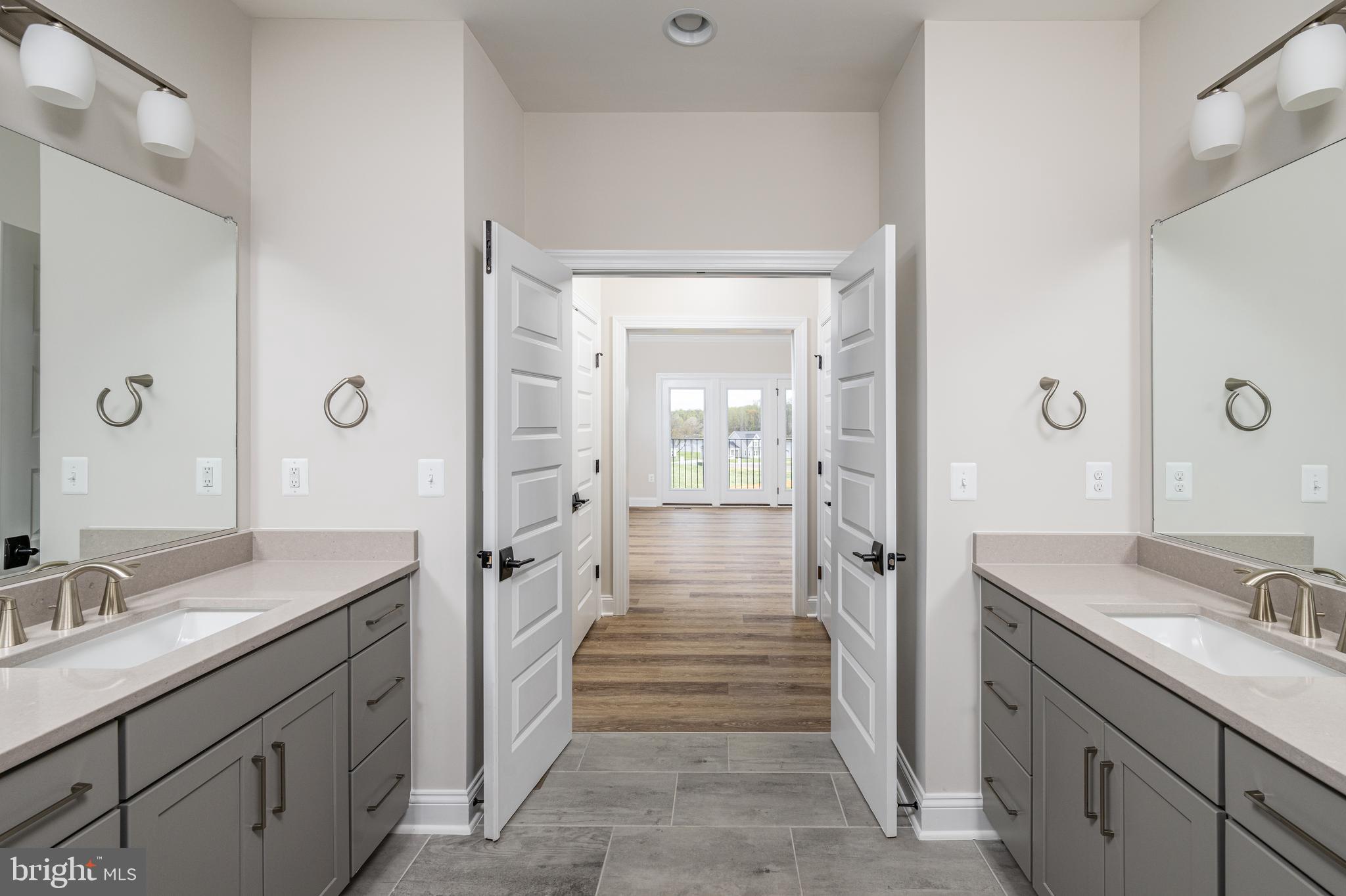 ROCK ISLAND LANDING - Residential