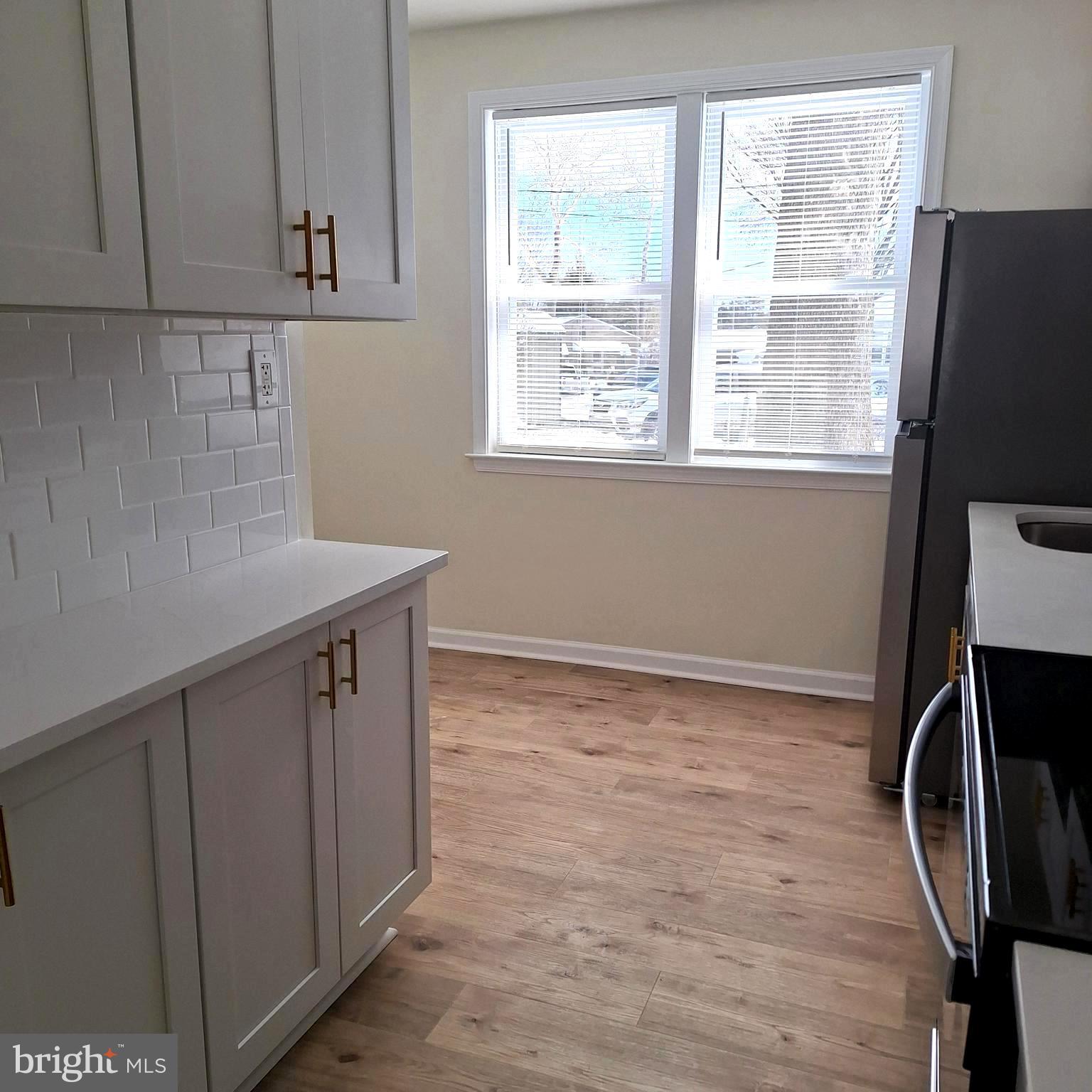 GARDEN CITY - Residential