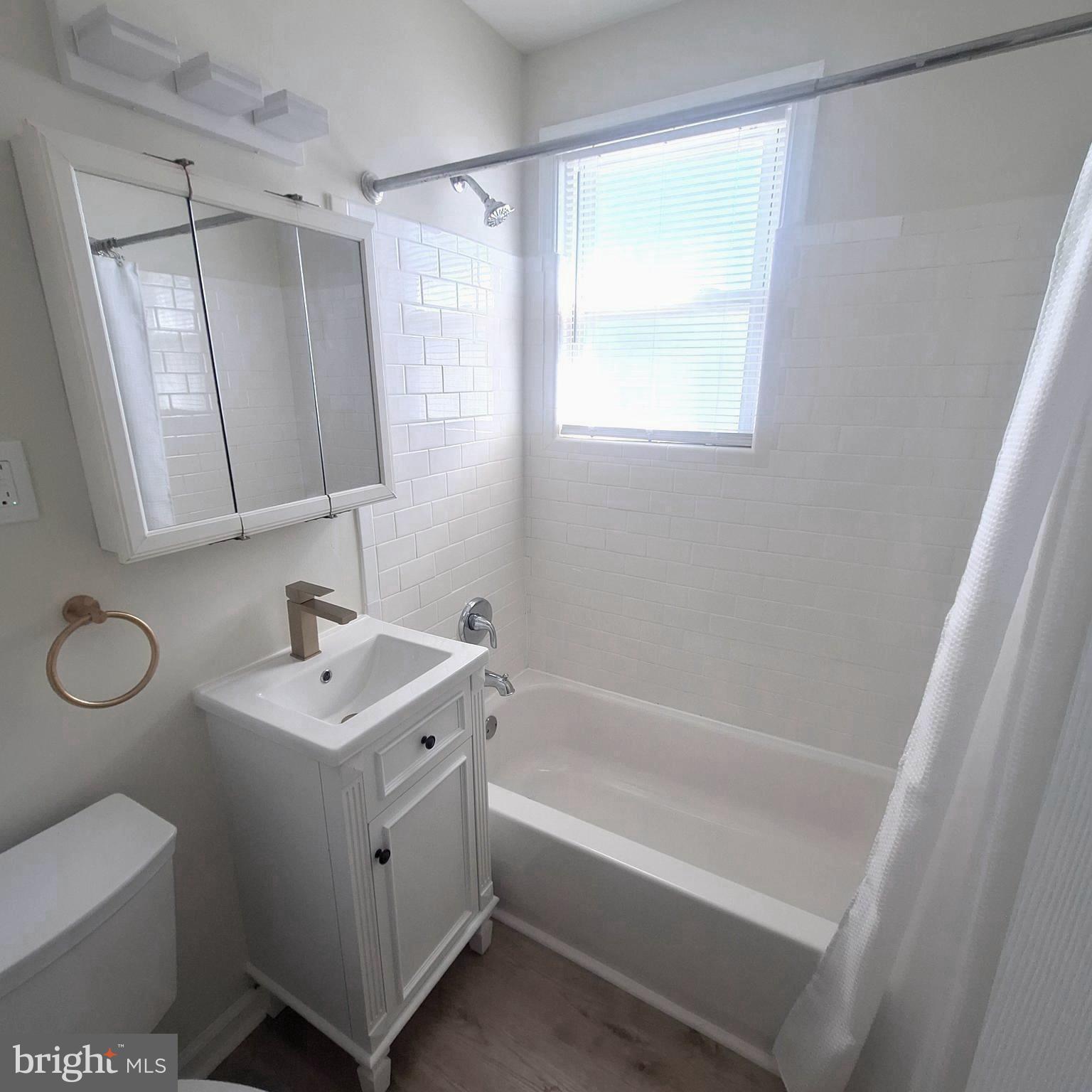 GARDEN CITY - Residential