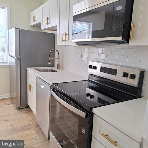 403 TRENTON COURT WALLINGFORD PA 19086