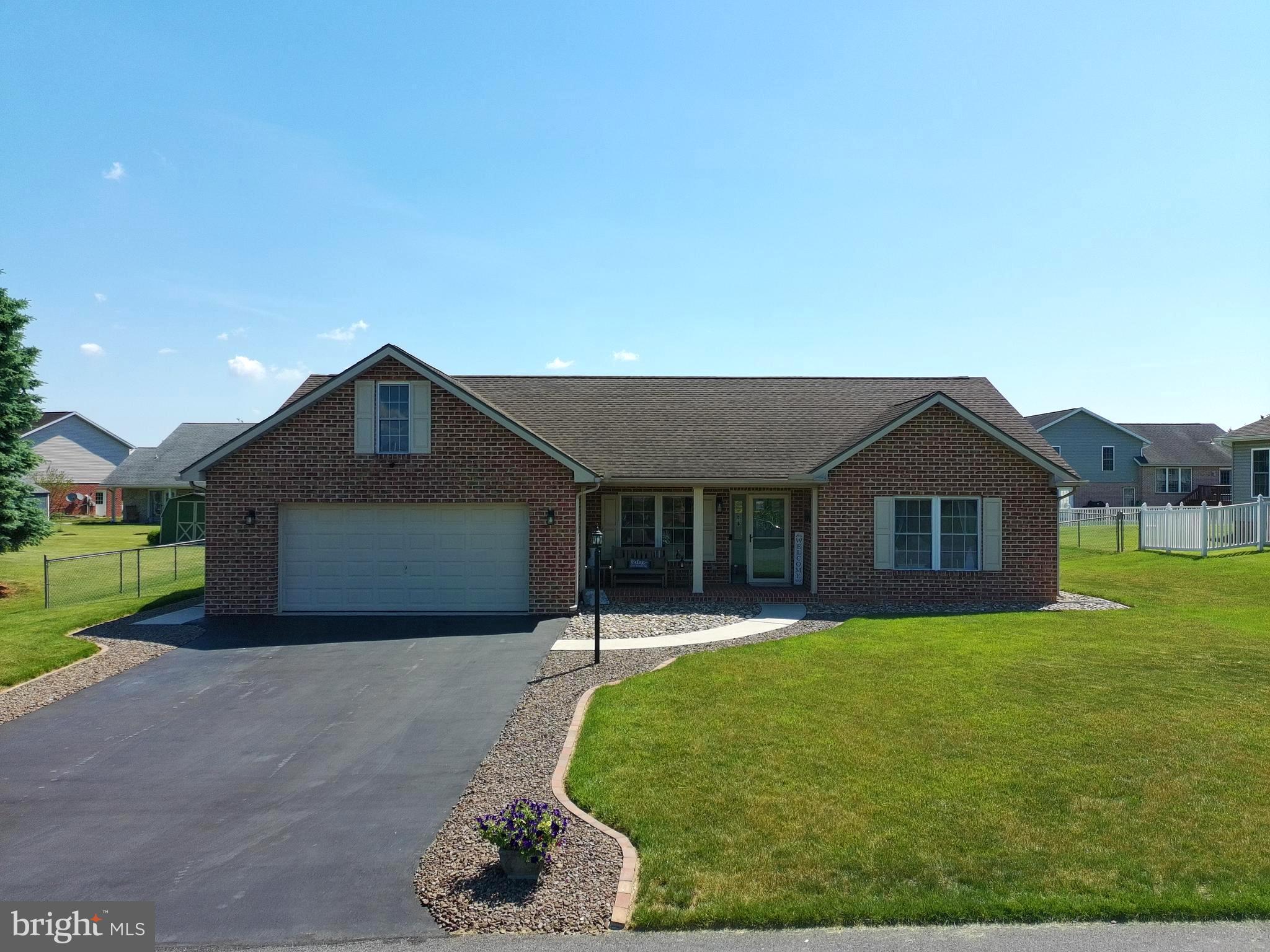 LAURICH MEADOWS - Residential