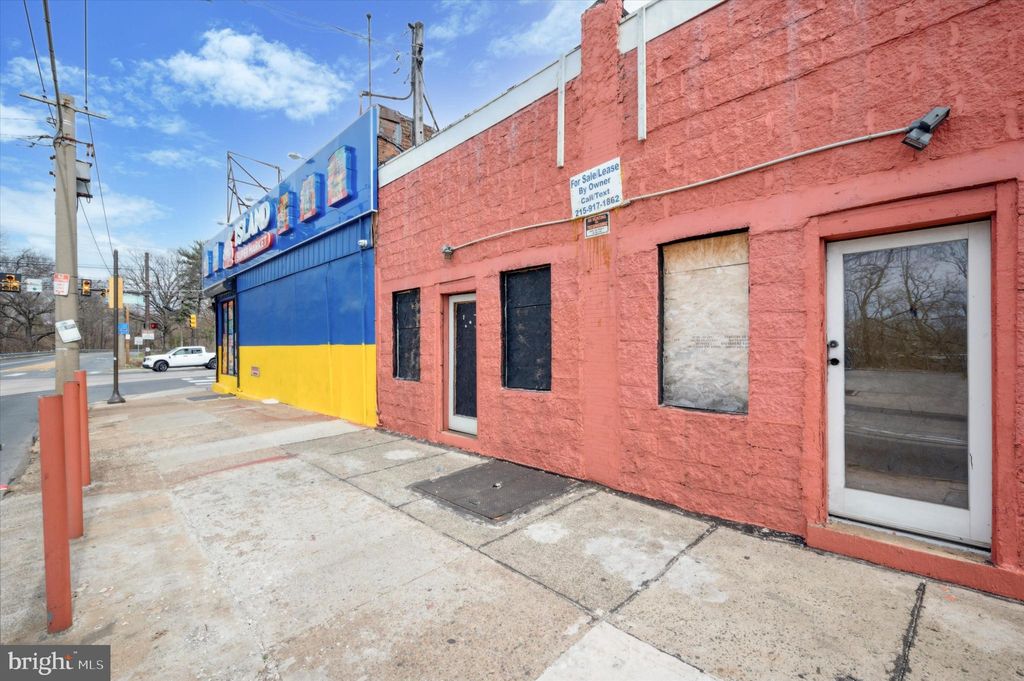 Photo of 2205 - 7 Island Road, PHILADELPHIA, PA 19142 (MLS # PAPH2462530)