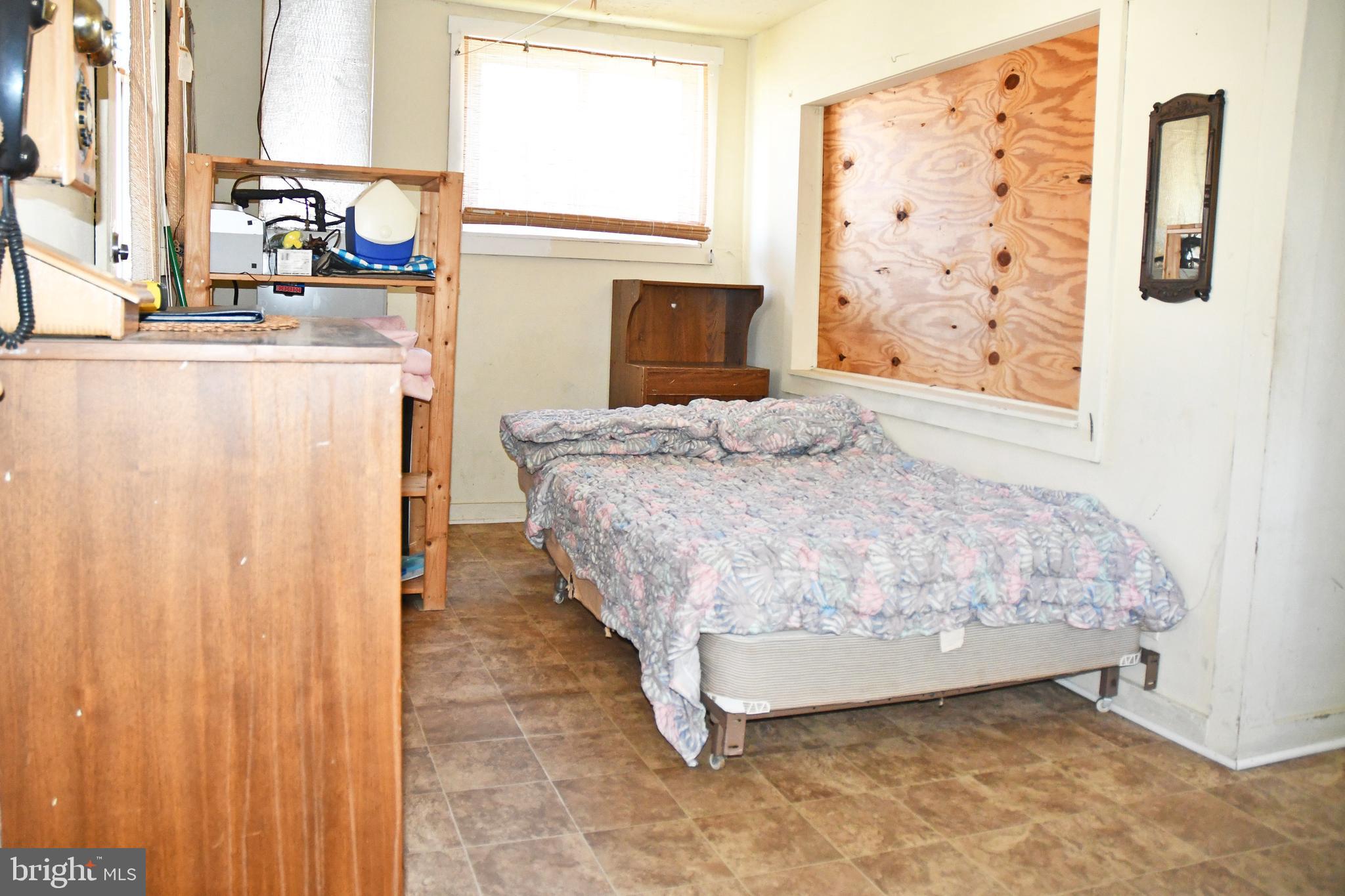 CRYSTAL BEACH MANOR - Residential