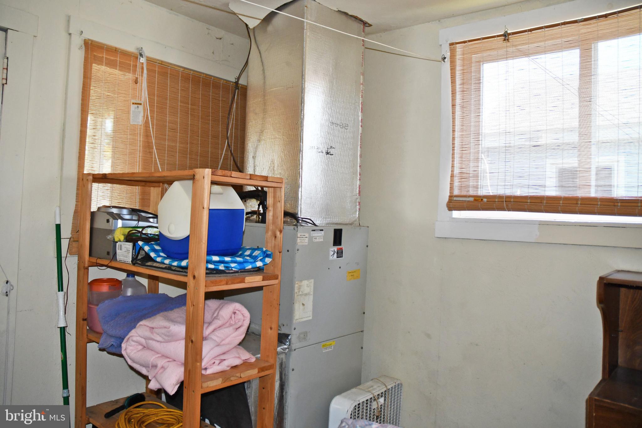 CRYSTAL BEACH MANOR - Residential