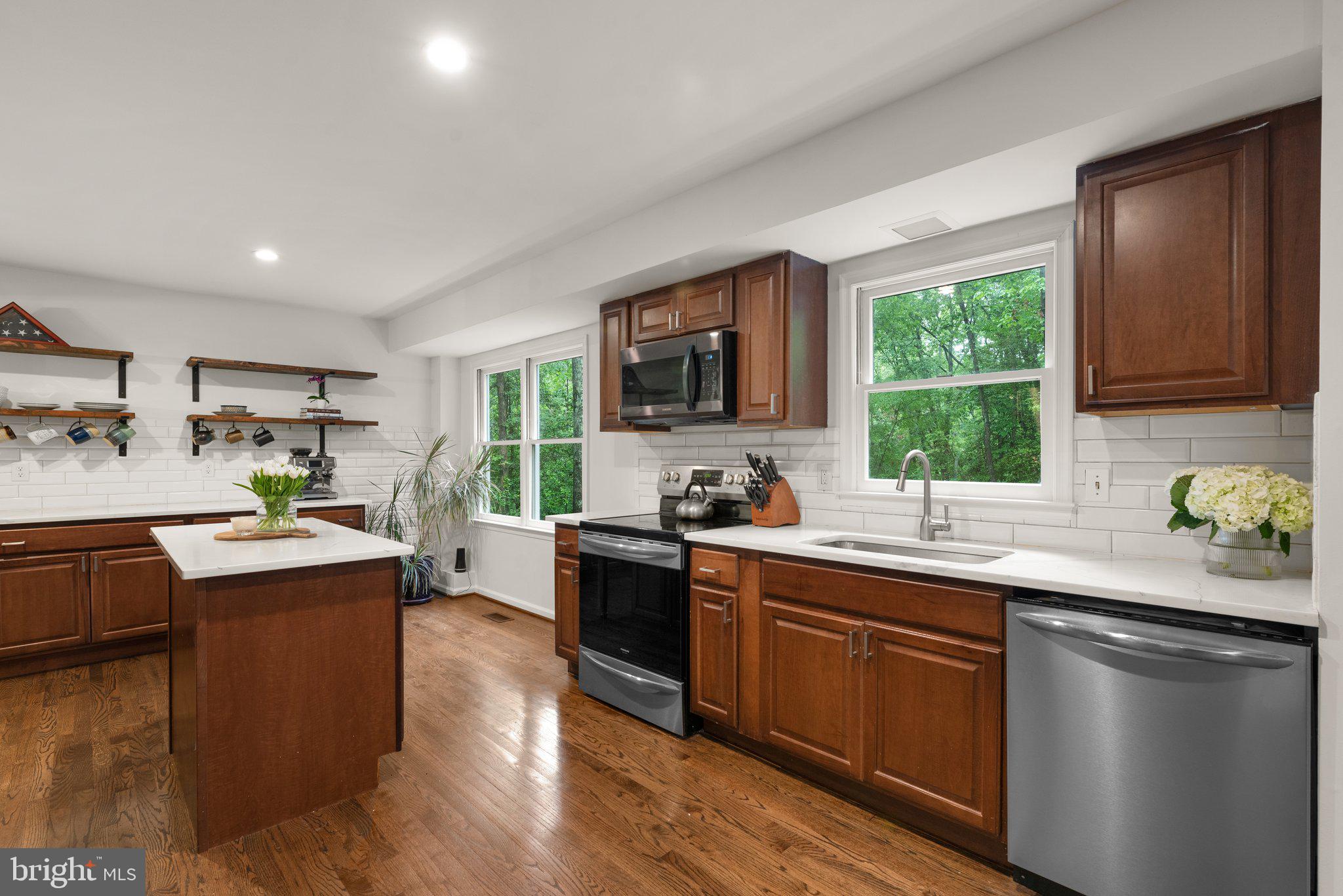 GINGERVILLE WOODS - Residential