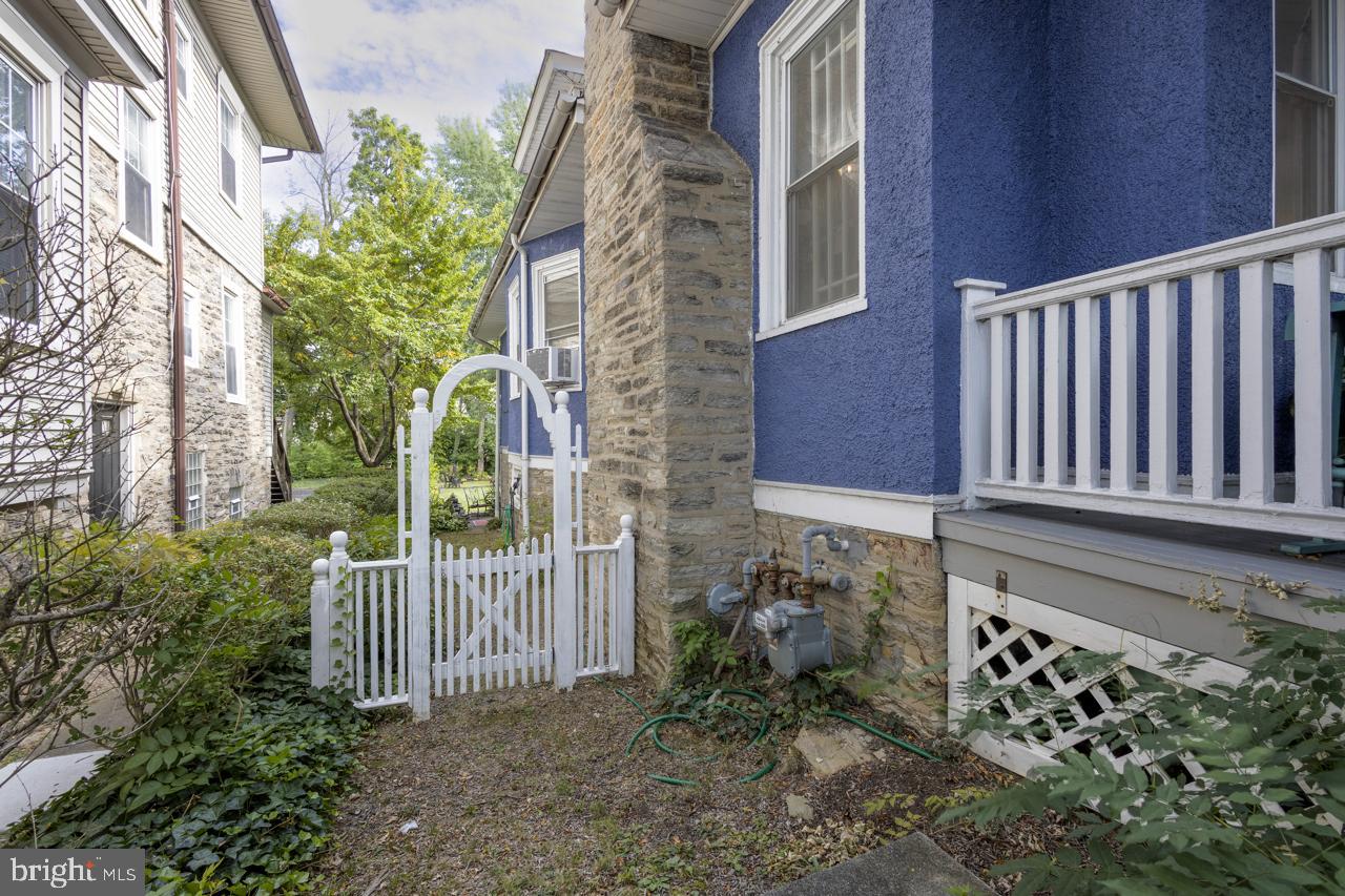 GLENSIDE - Residential