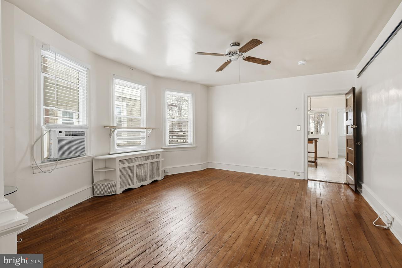 GLENSIDE - Residential