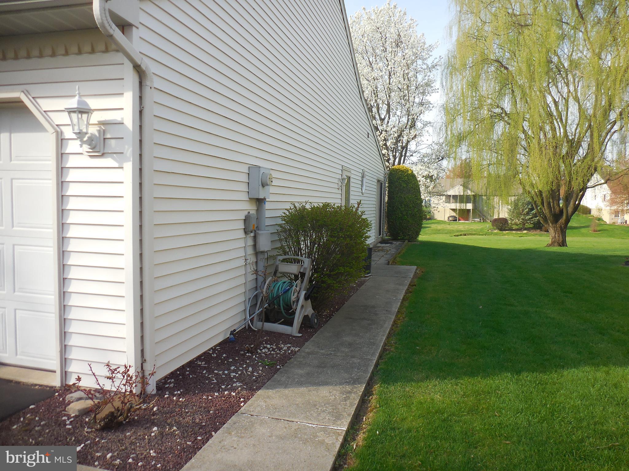 ARBOR GATE - Residential