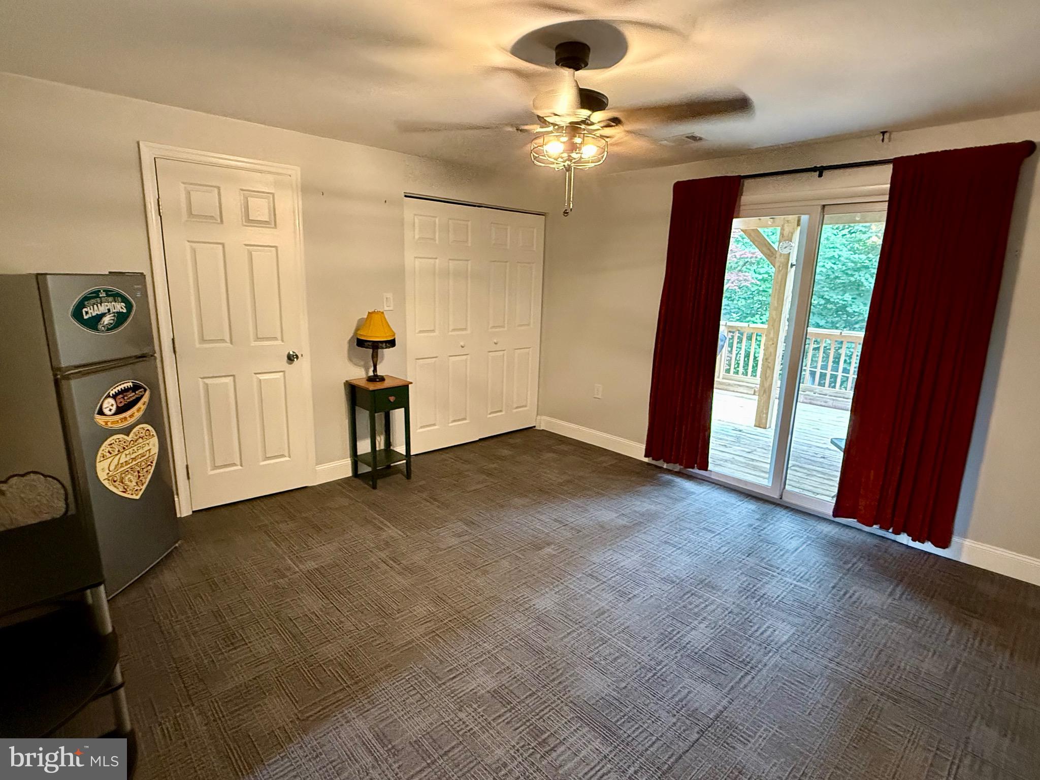 VALLEY GREEN VILLAGE - Residential