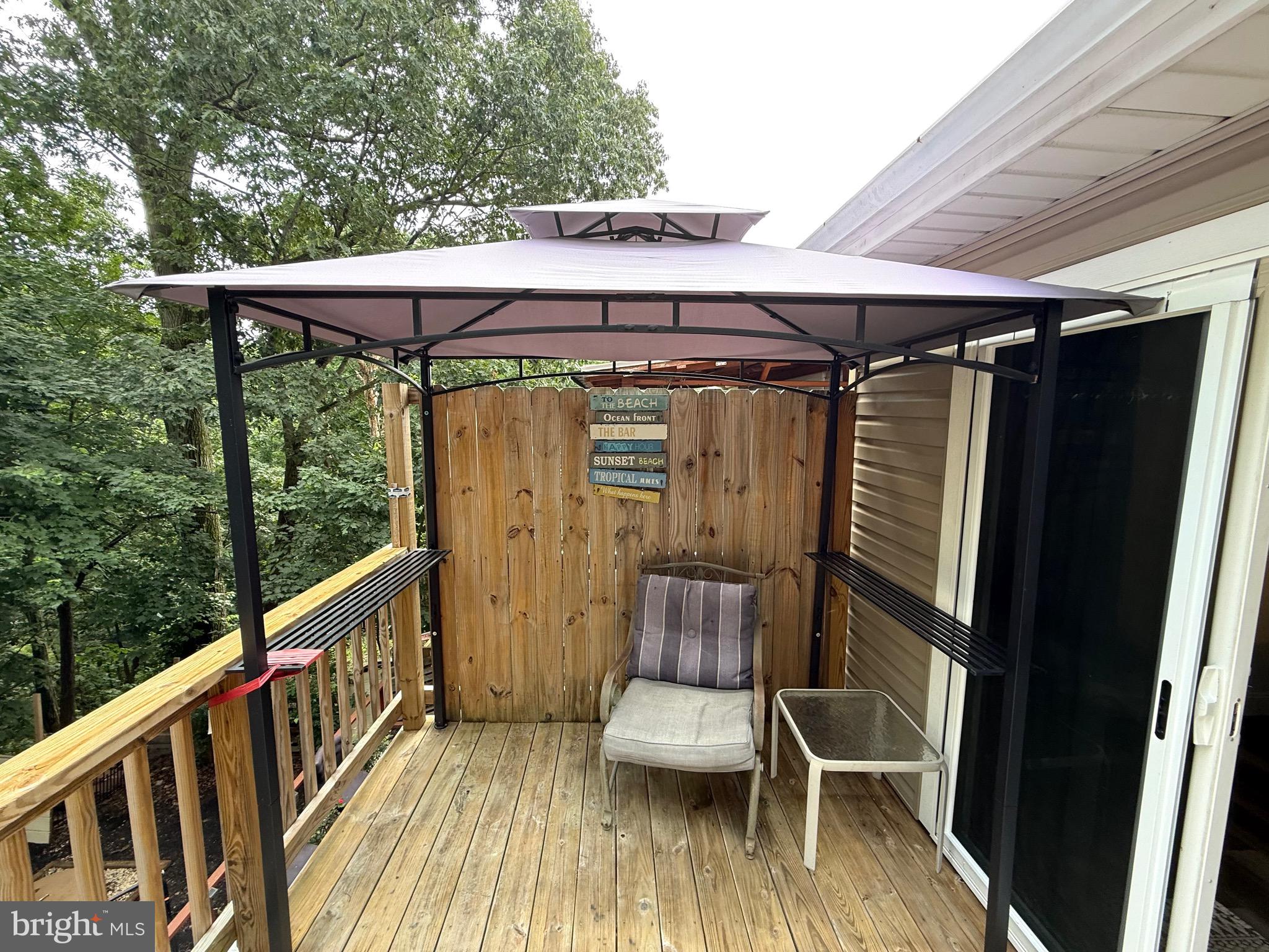 VALLEY GREEN VILLAGE - Residential