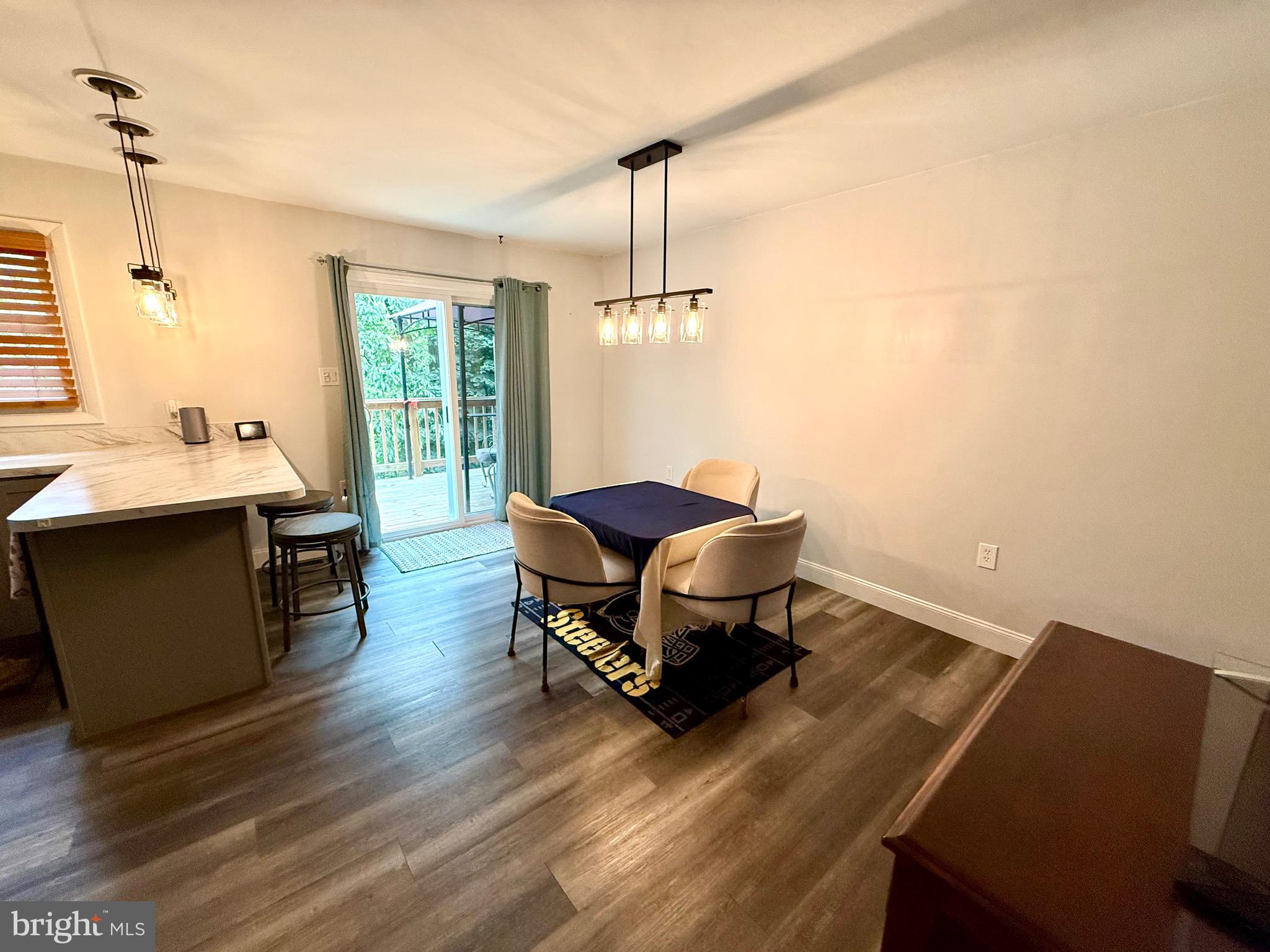 VALLEY GREEN VILLAGE - Residential