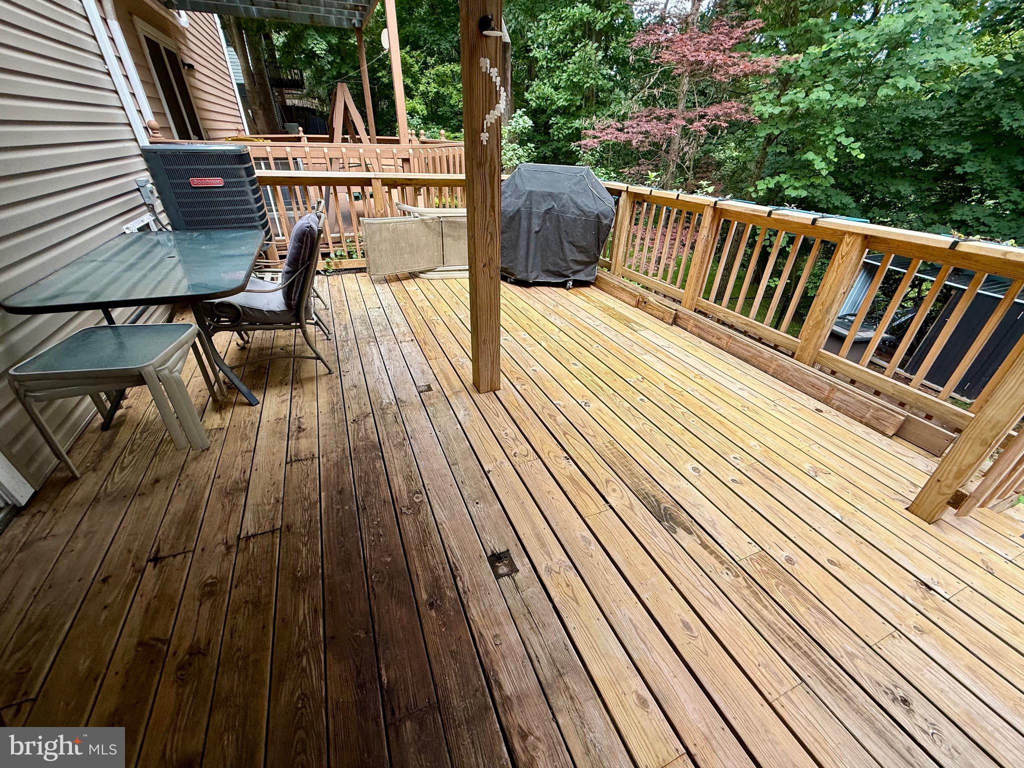 VALLEY GREEN VILLAGE - Residential