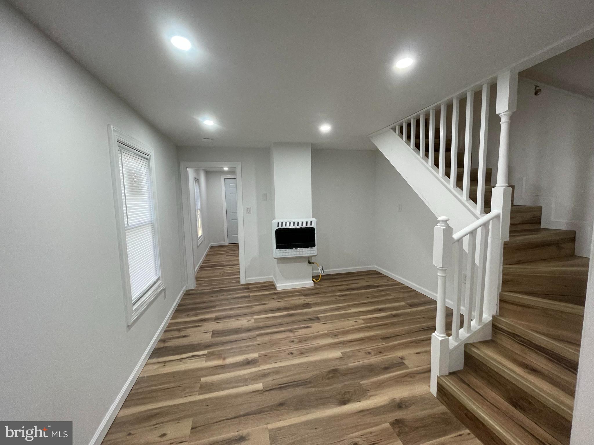 DORCHESTER - Residential Income