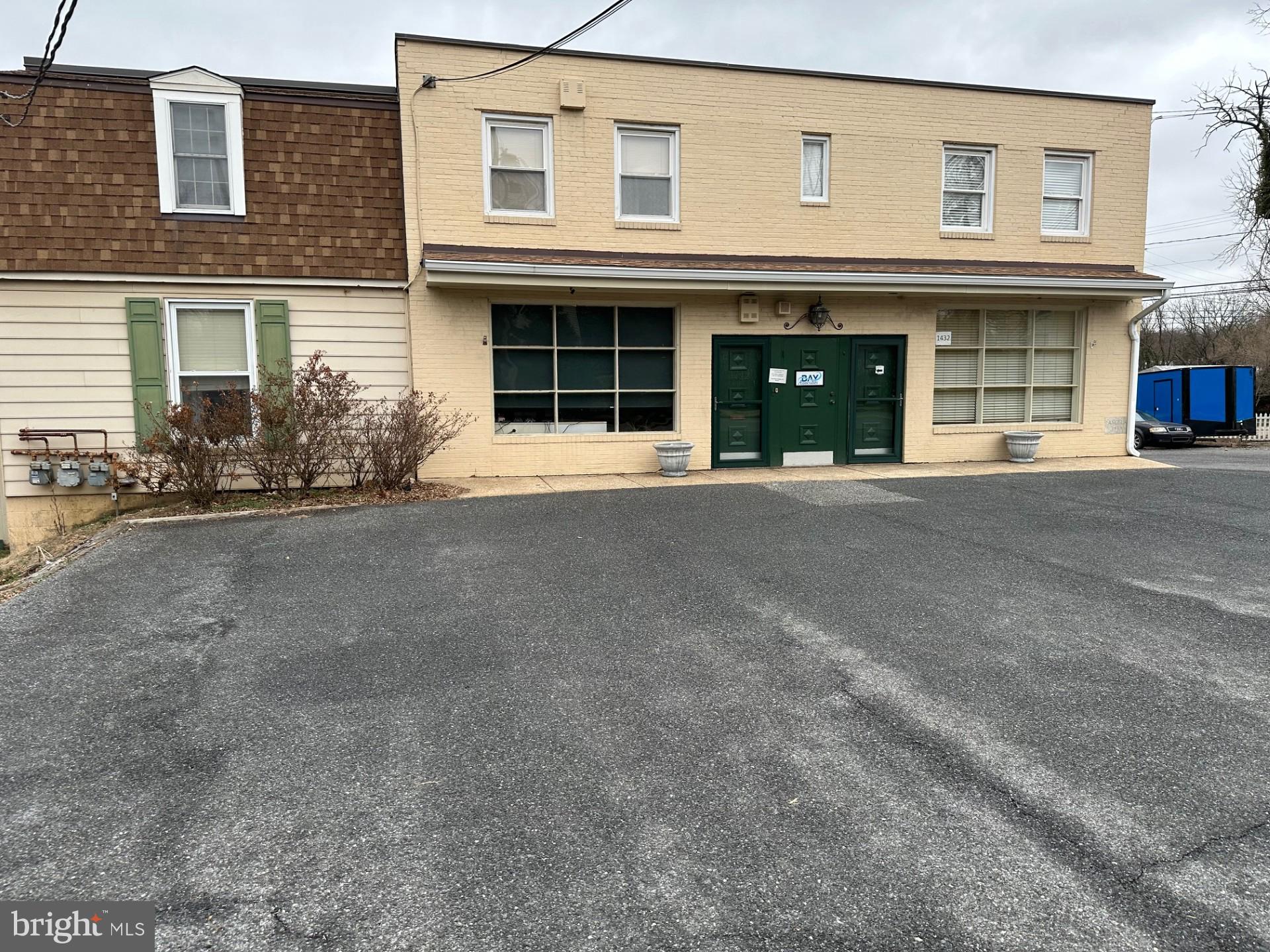 LUTHERVILLE - Commercial Sale