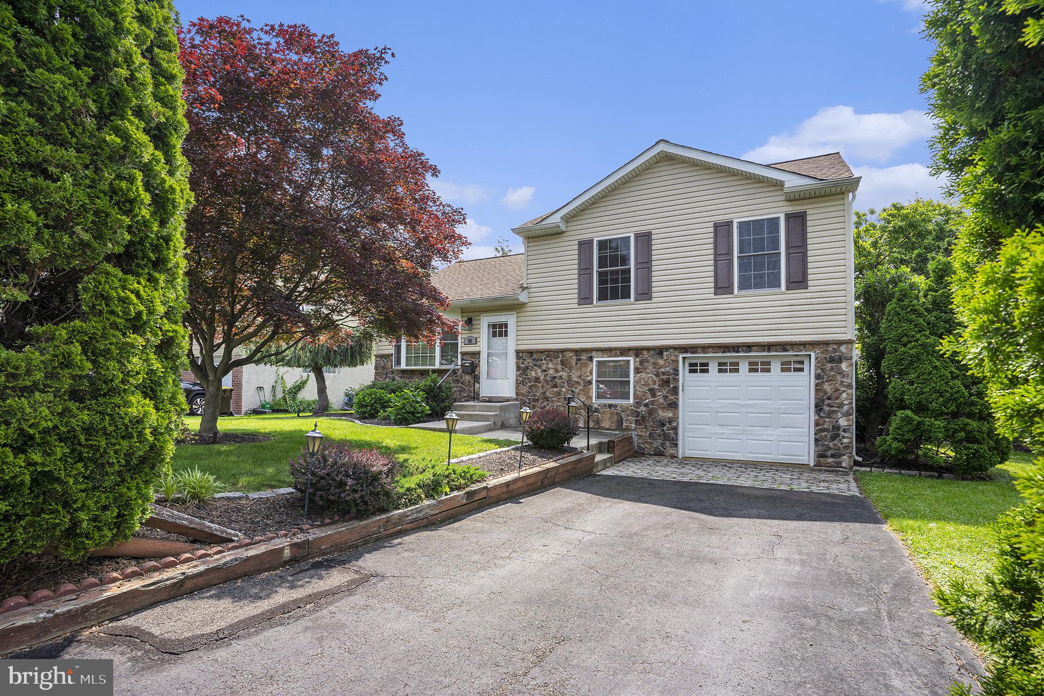 515 SQUIRREL LANE