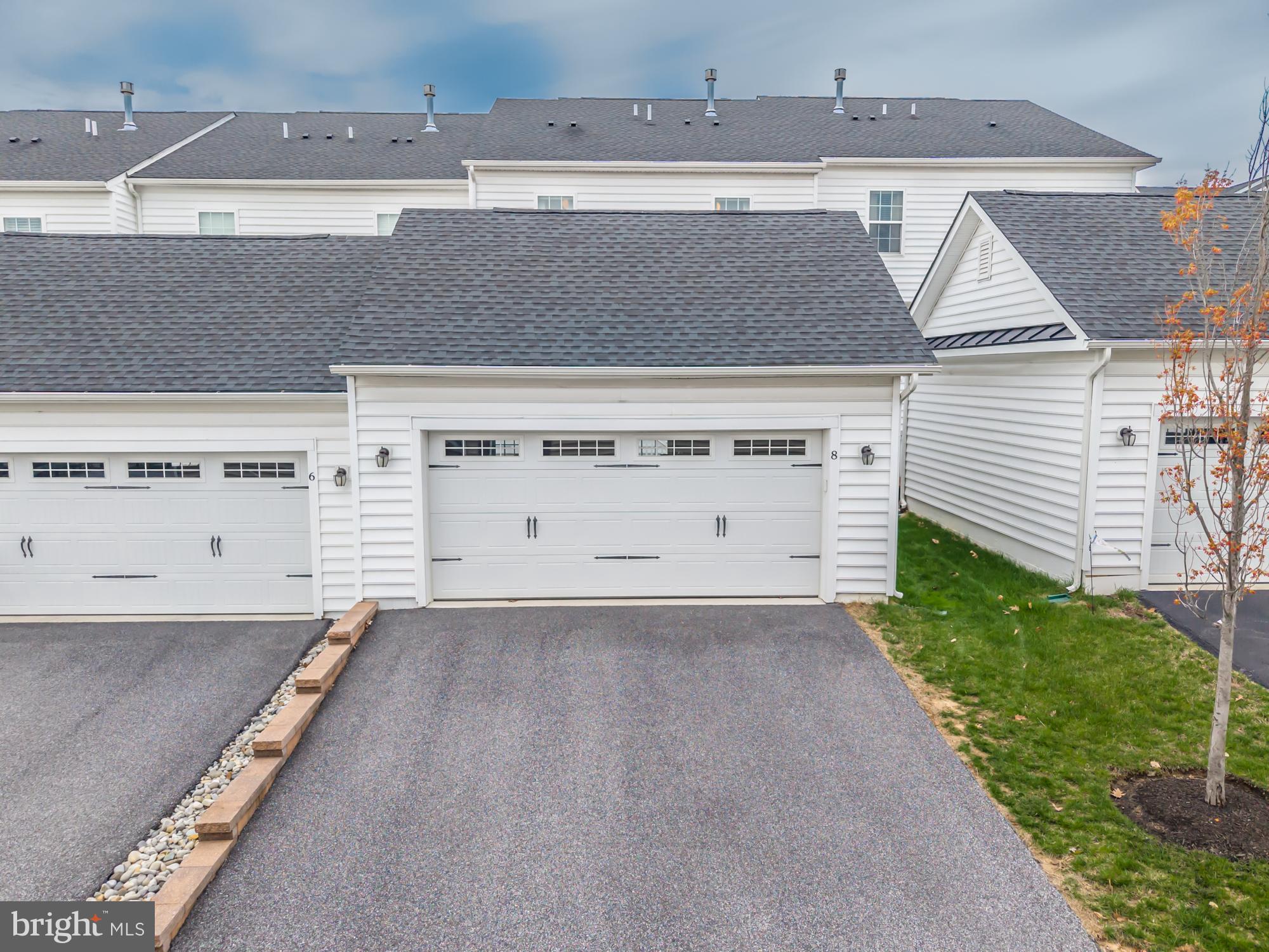 8 MARGOT LANE