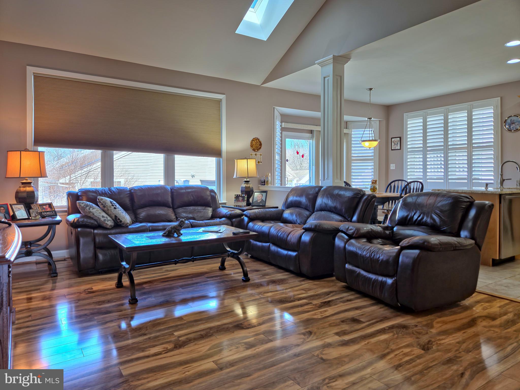 ROSEMONT - Residential