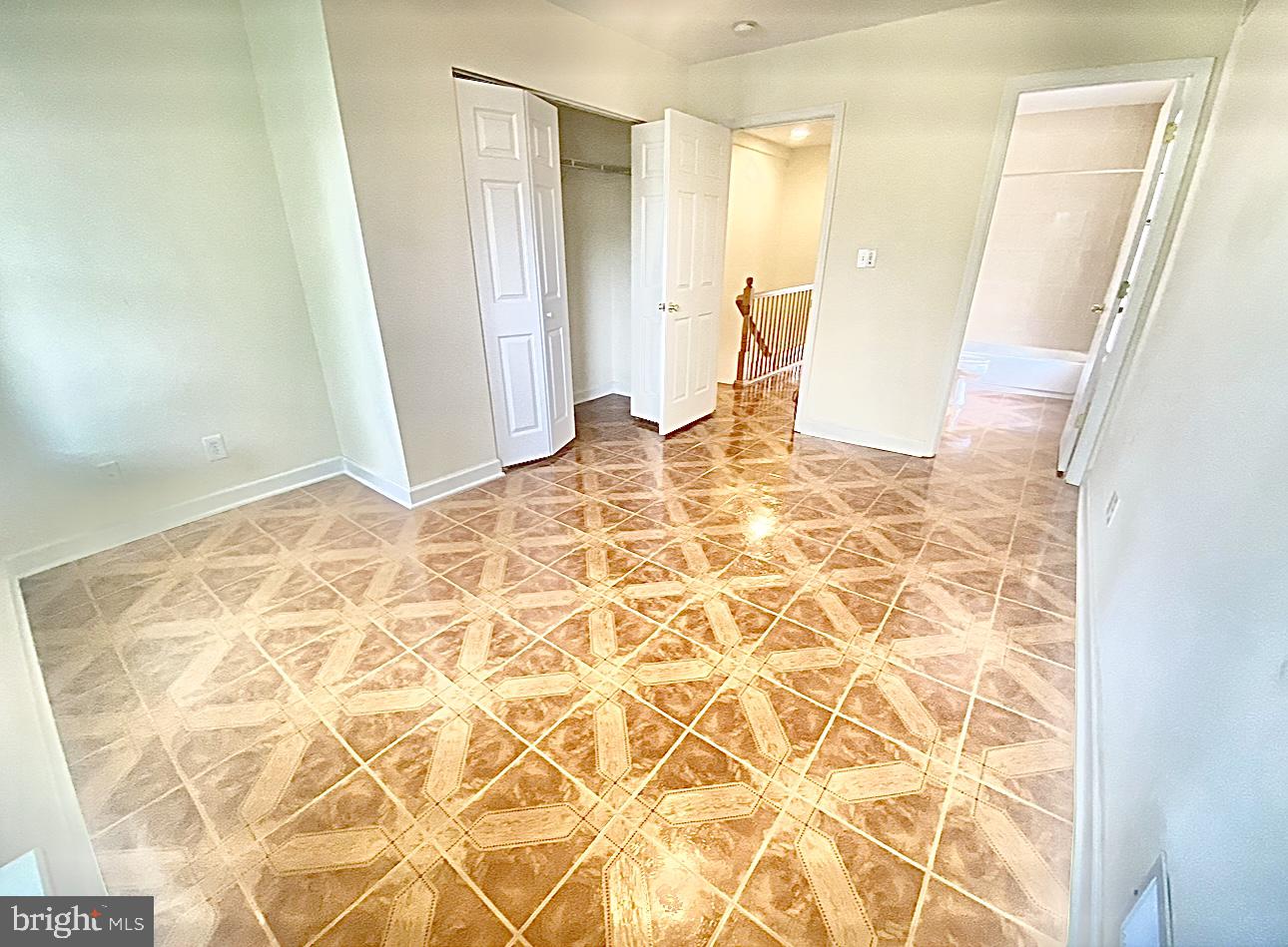 CHARLES VILLAGE - Residential Lease