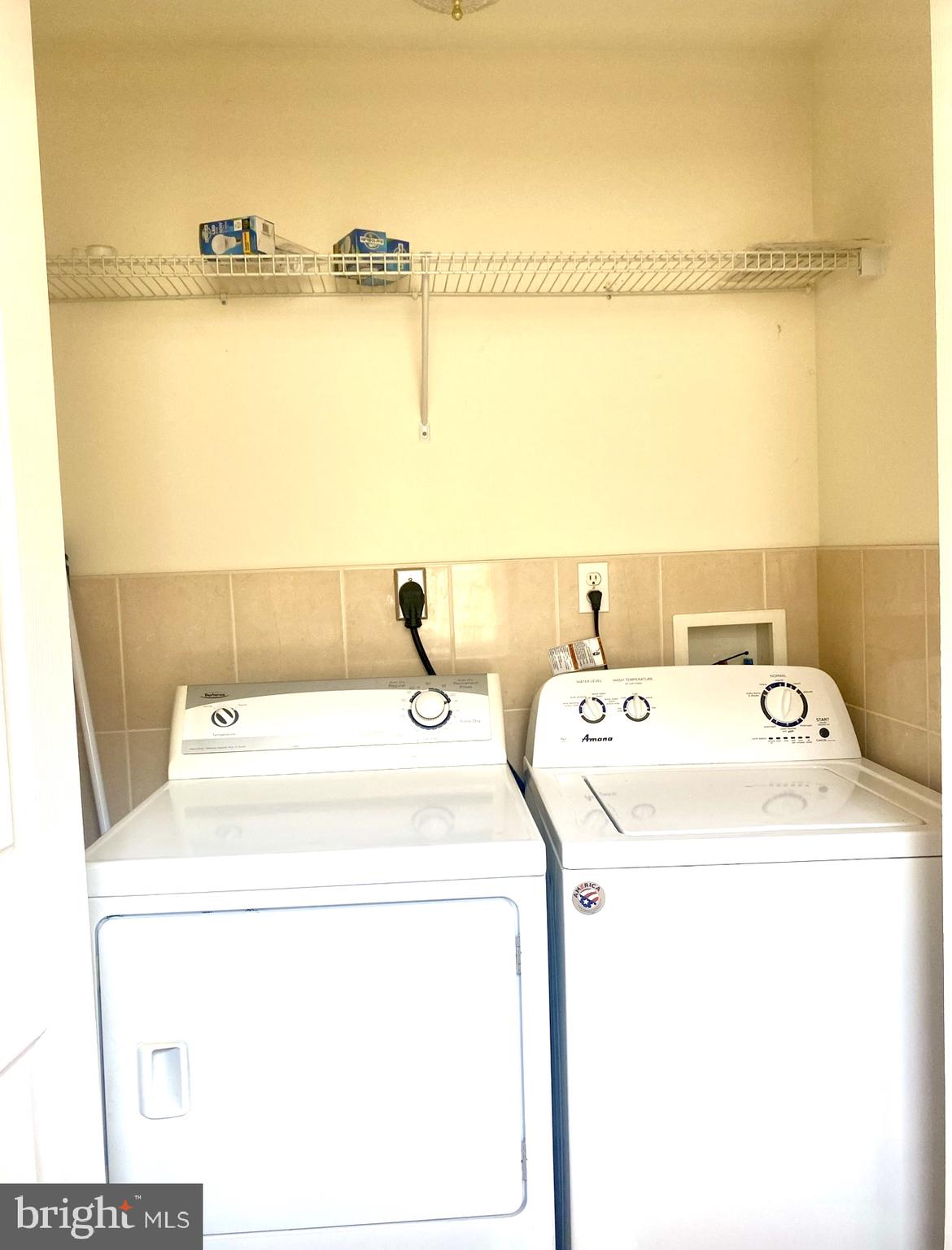 CHARLES VILLAGE - Residential Lease