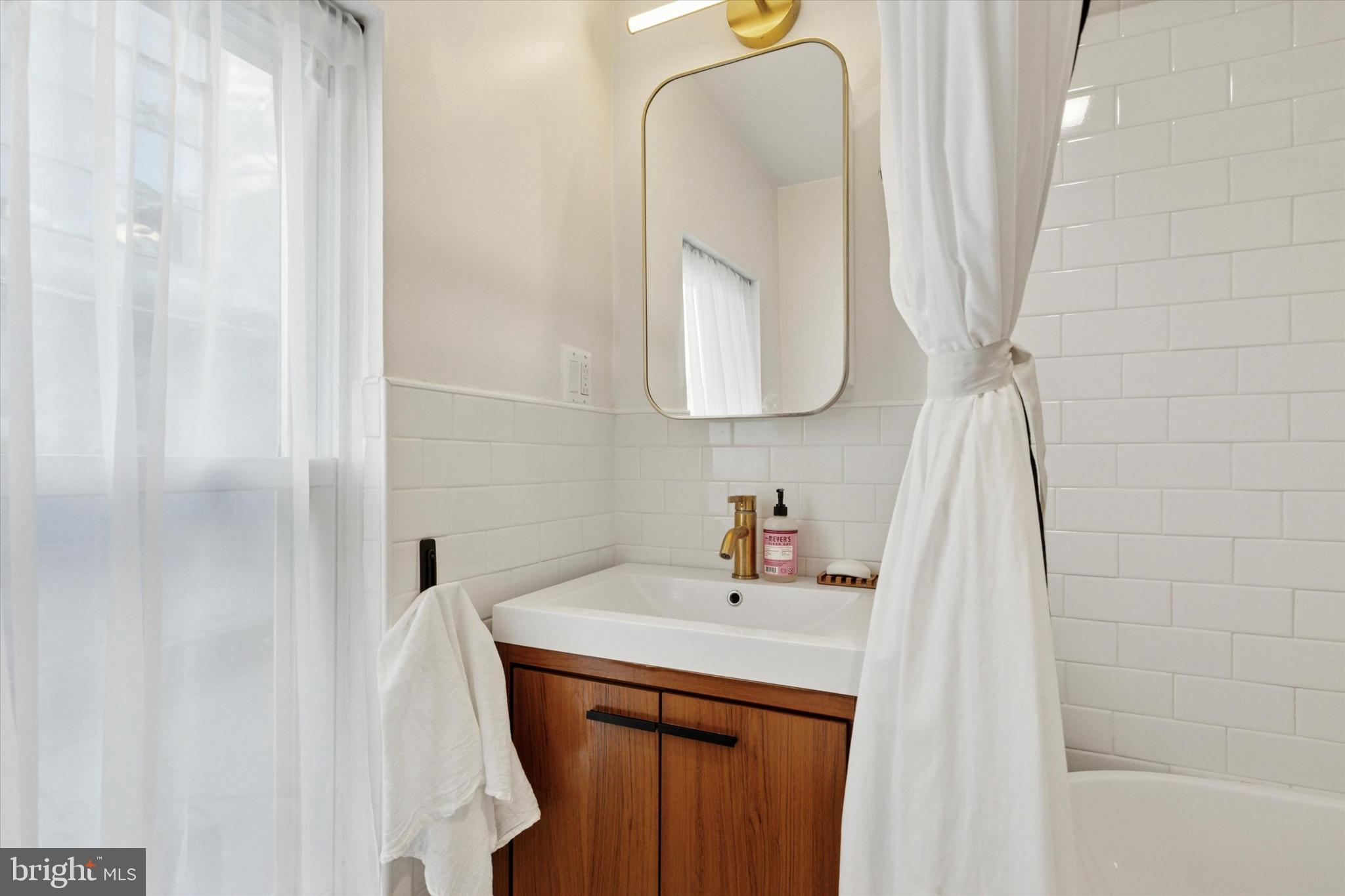 GRADUATE HOSPITAL - Residential