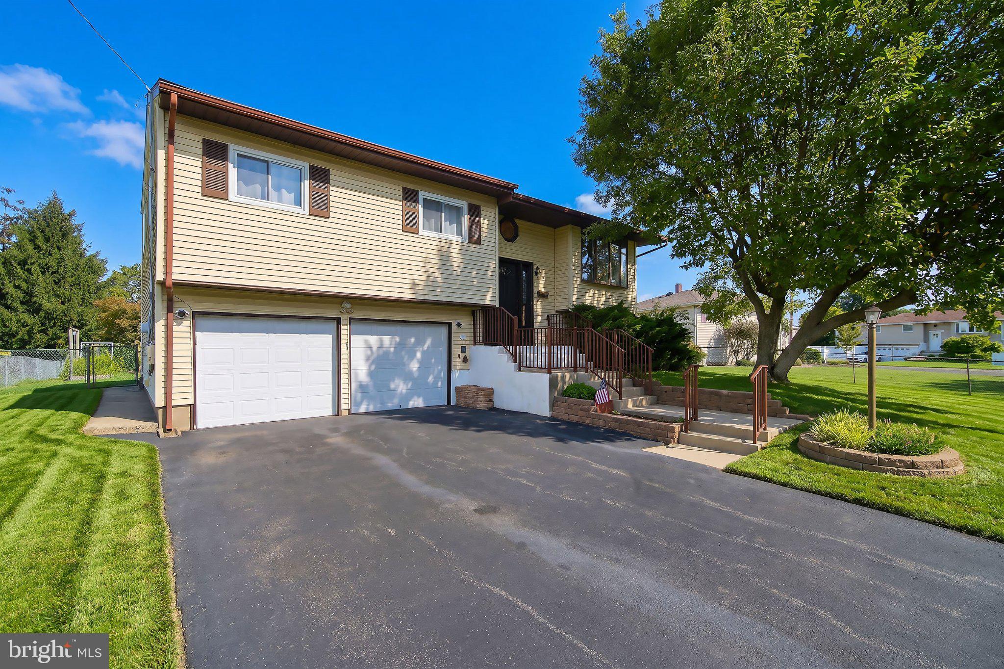 13 GARY DRIVE