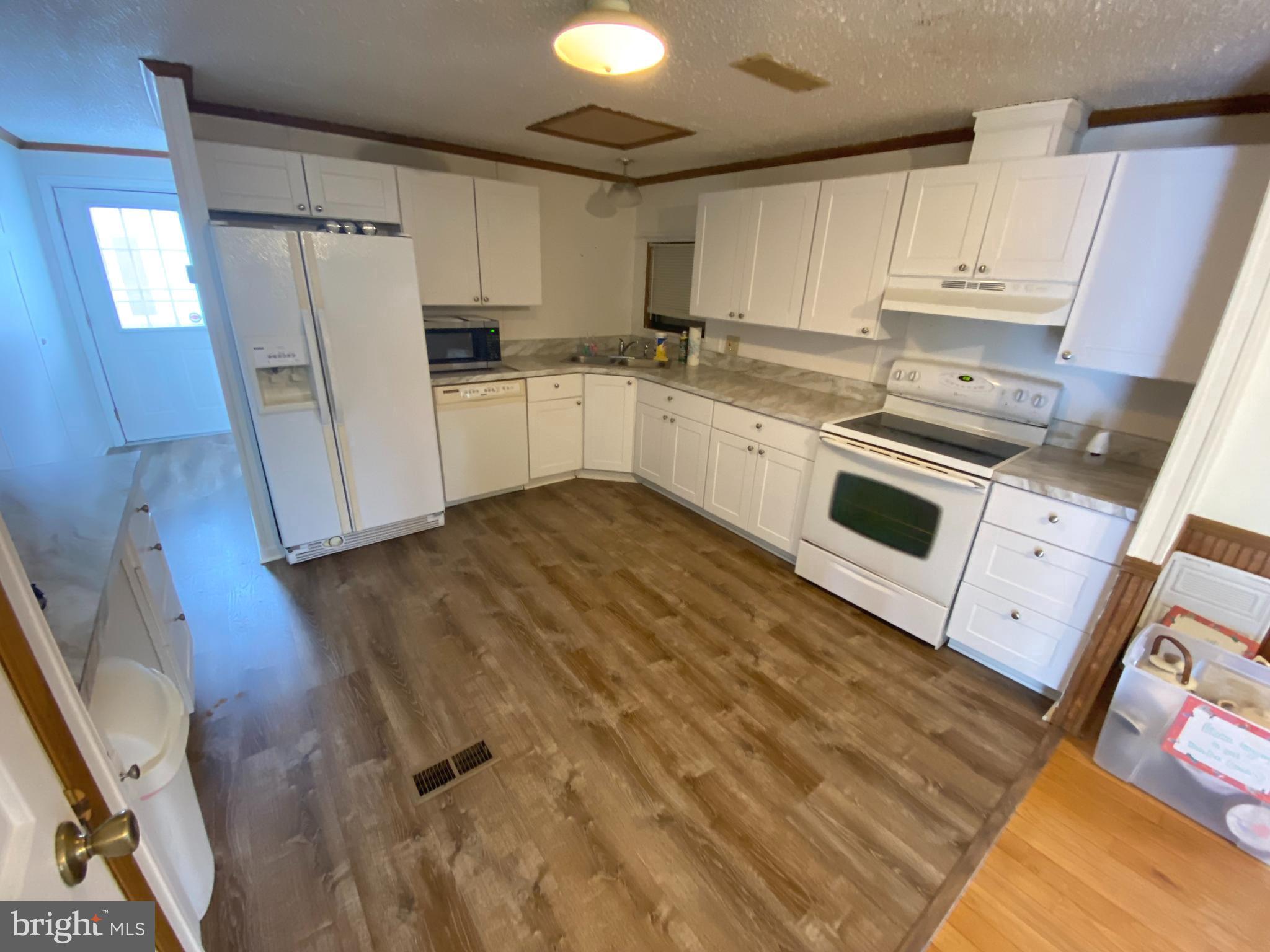 MYSTIC HARBOUR - Residential