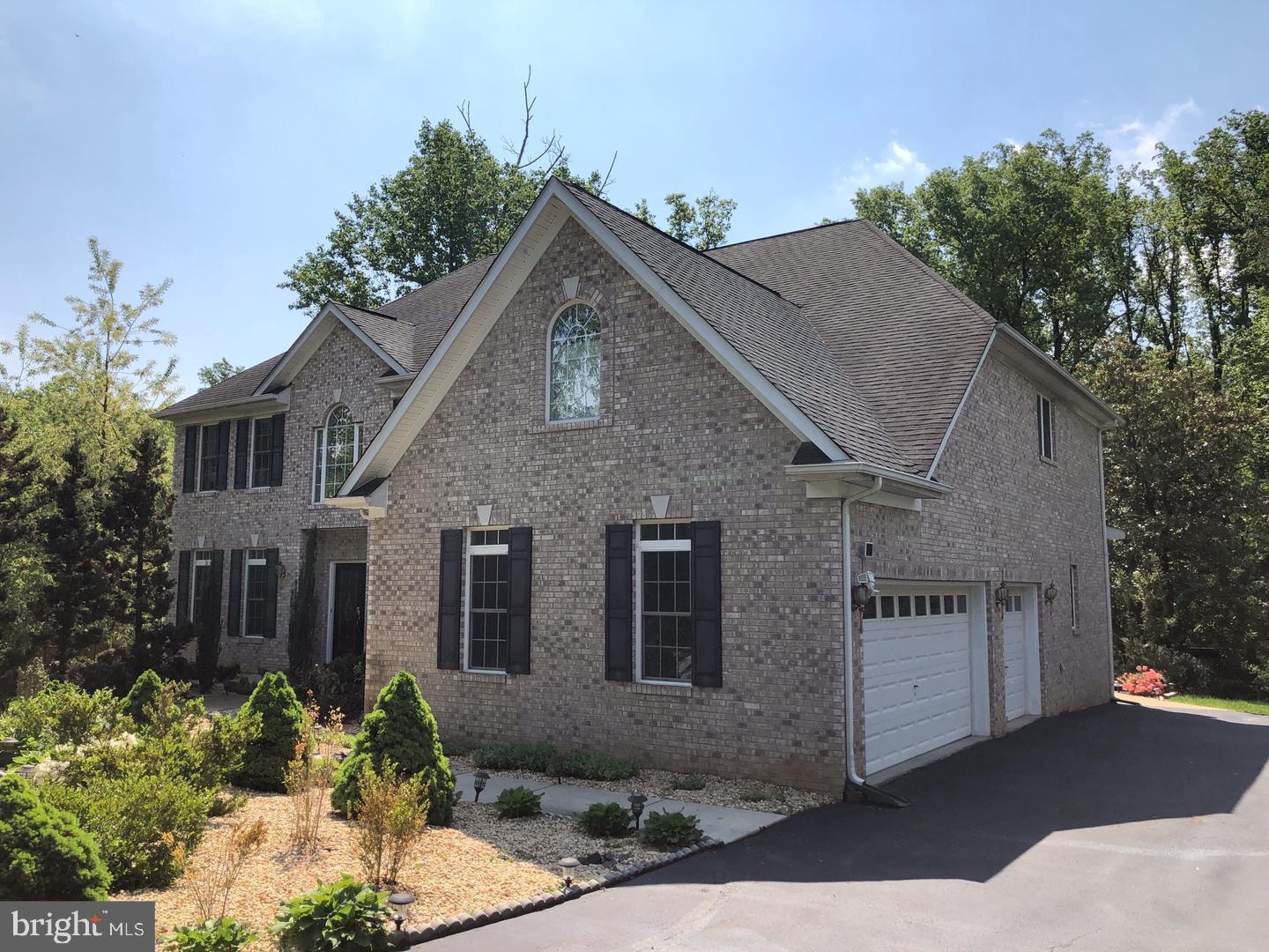 121 KINGSLEY ROAD SE