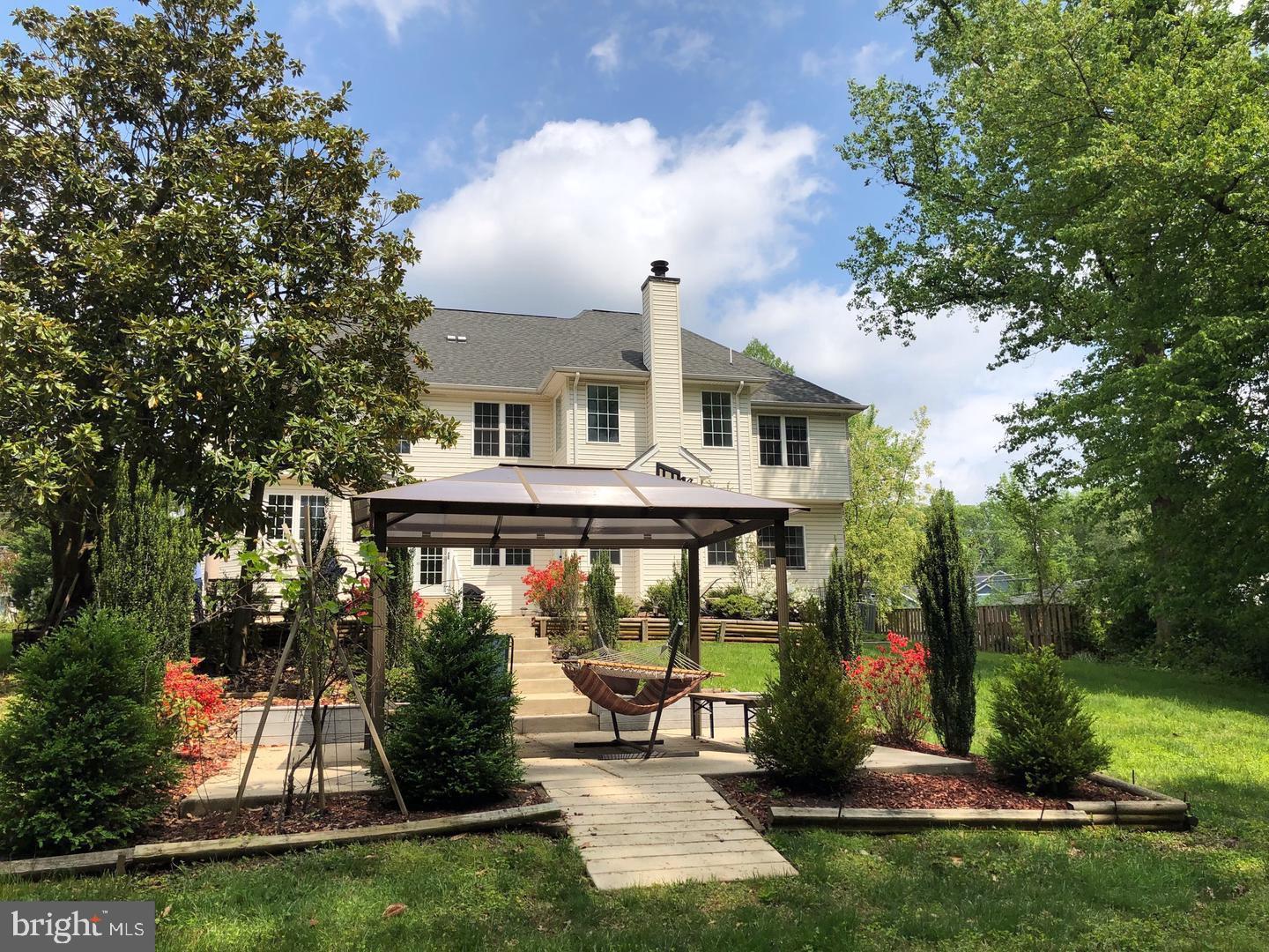 121 KINGSLEY ROAD SE