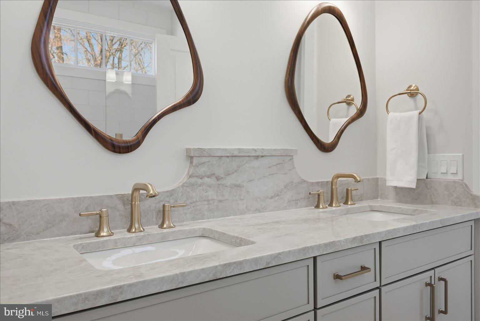 BIRCH HOLLOW HAMLET - Residential