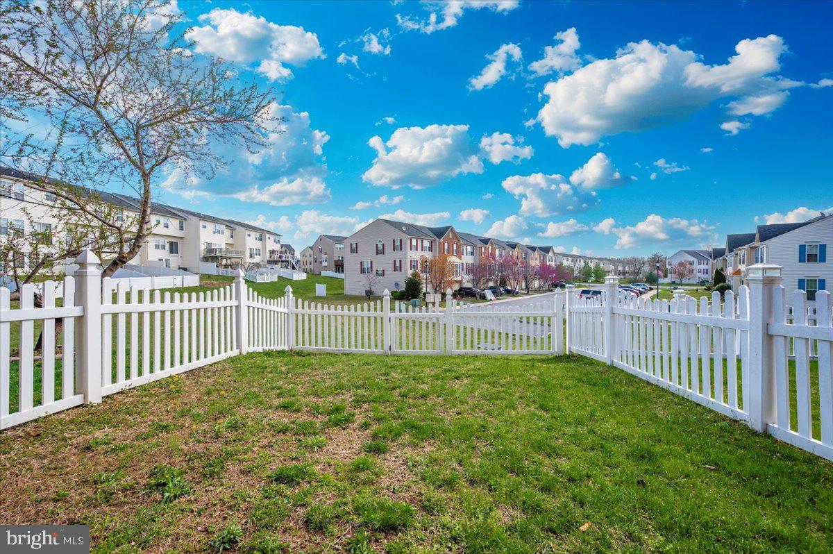 BROOKFIELD ON THE POTOMAC - Residential