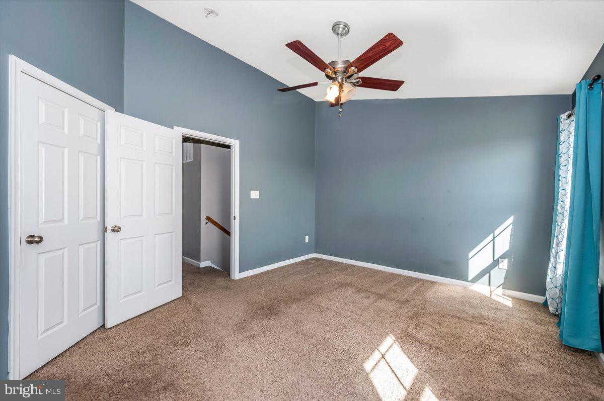 BROOKFIELD ON THE POTOMAC - Residential