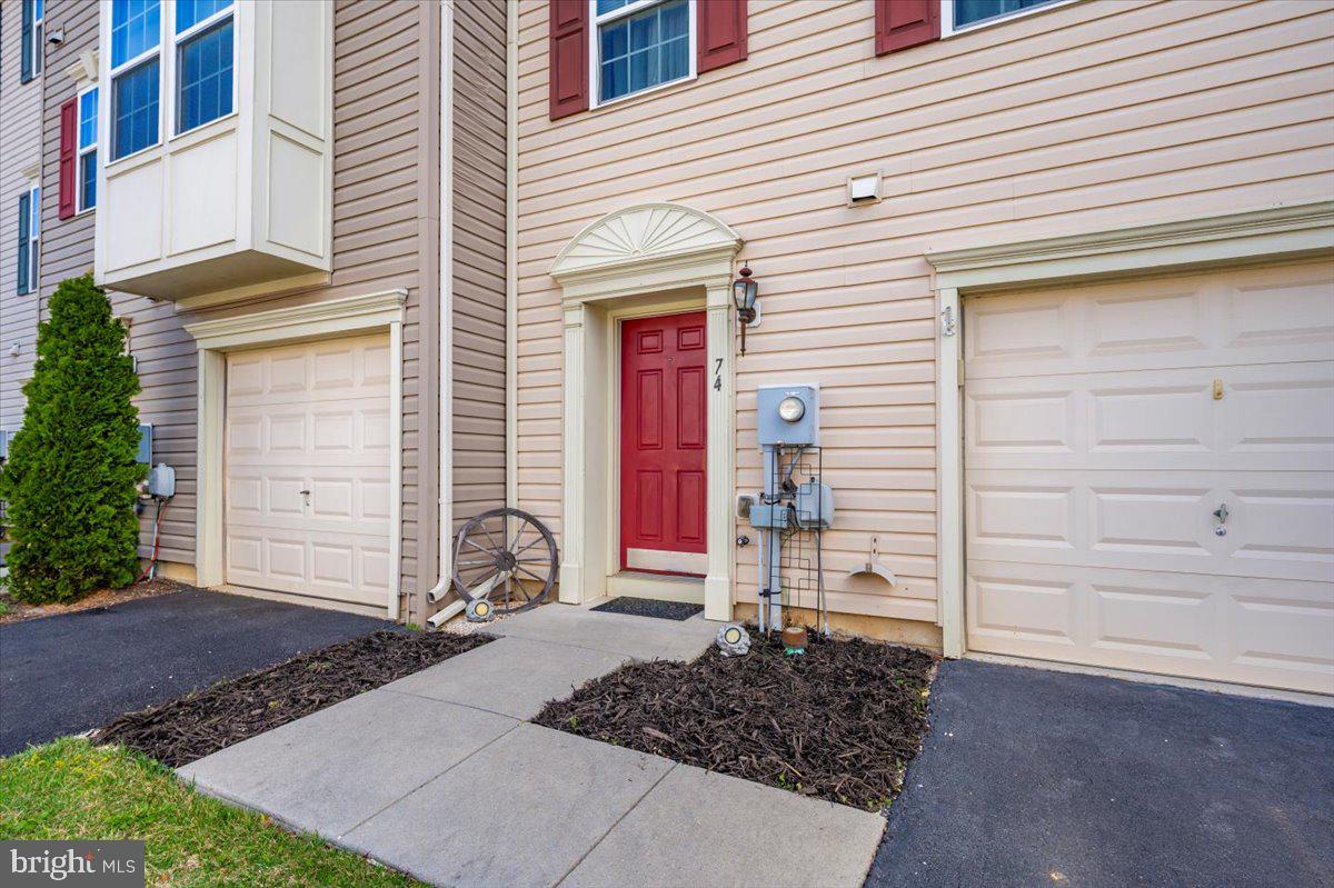 BROOKFIELD ON THE POTOMAC - Residential