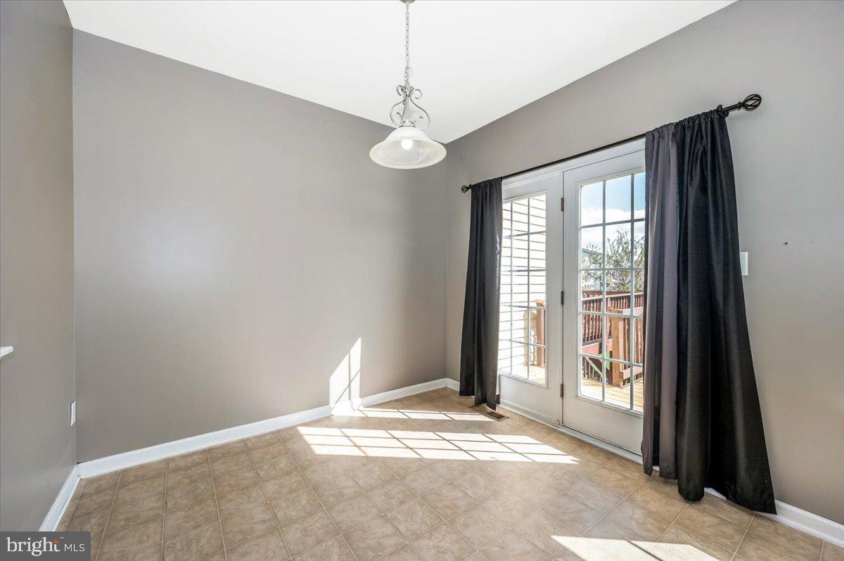 BROOKFIELD ON THE POTOMAC - Residential