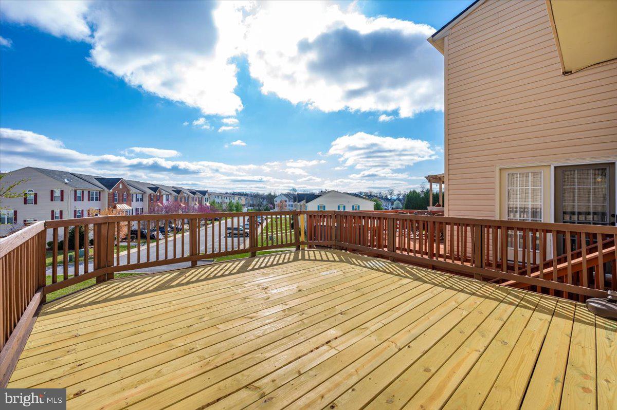 BROOKFIELD ON THE POTOMAC - Residential