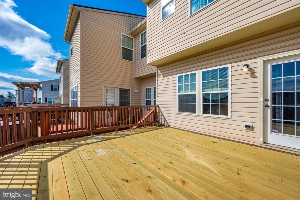 BROOKFIELD ON THE POTOMAC - Residential